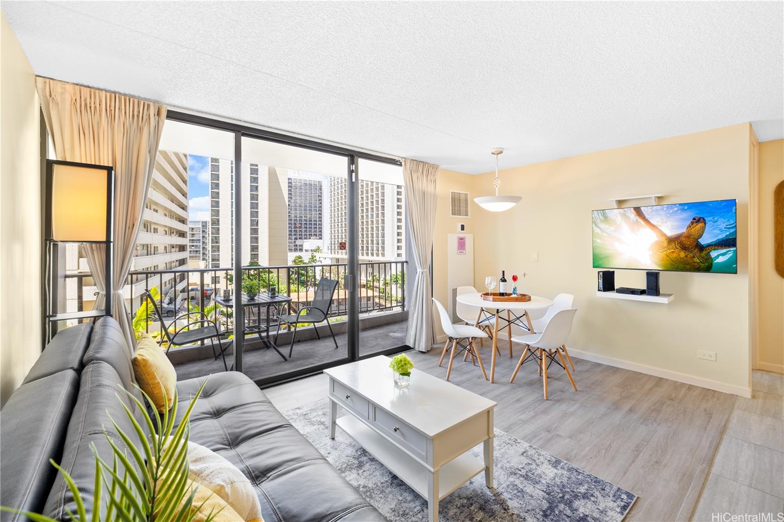 Waikiki Sunset condo # 810(NUC), Honolulu, Hawaii - photo 5 of 24