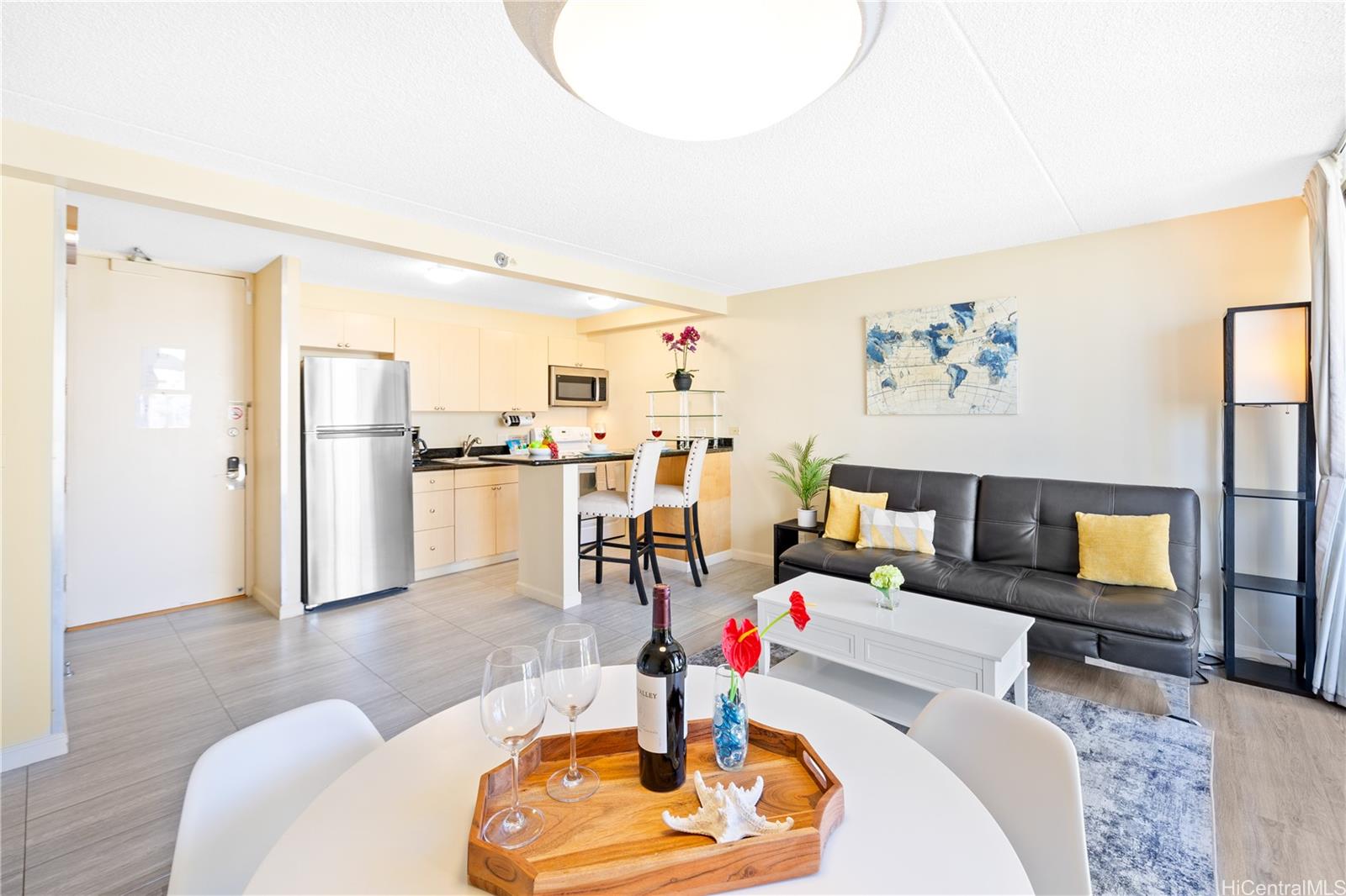 Waikiki Sunset condo # 810(NUC), Honolulu, Hawaii - photo 7 of 24