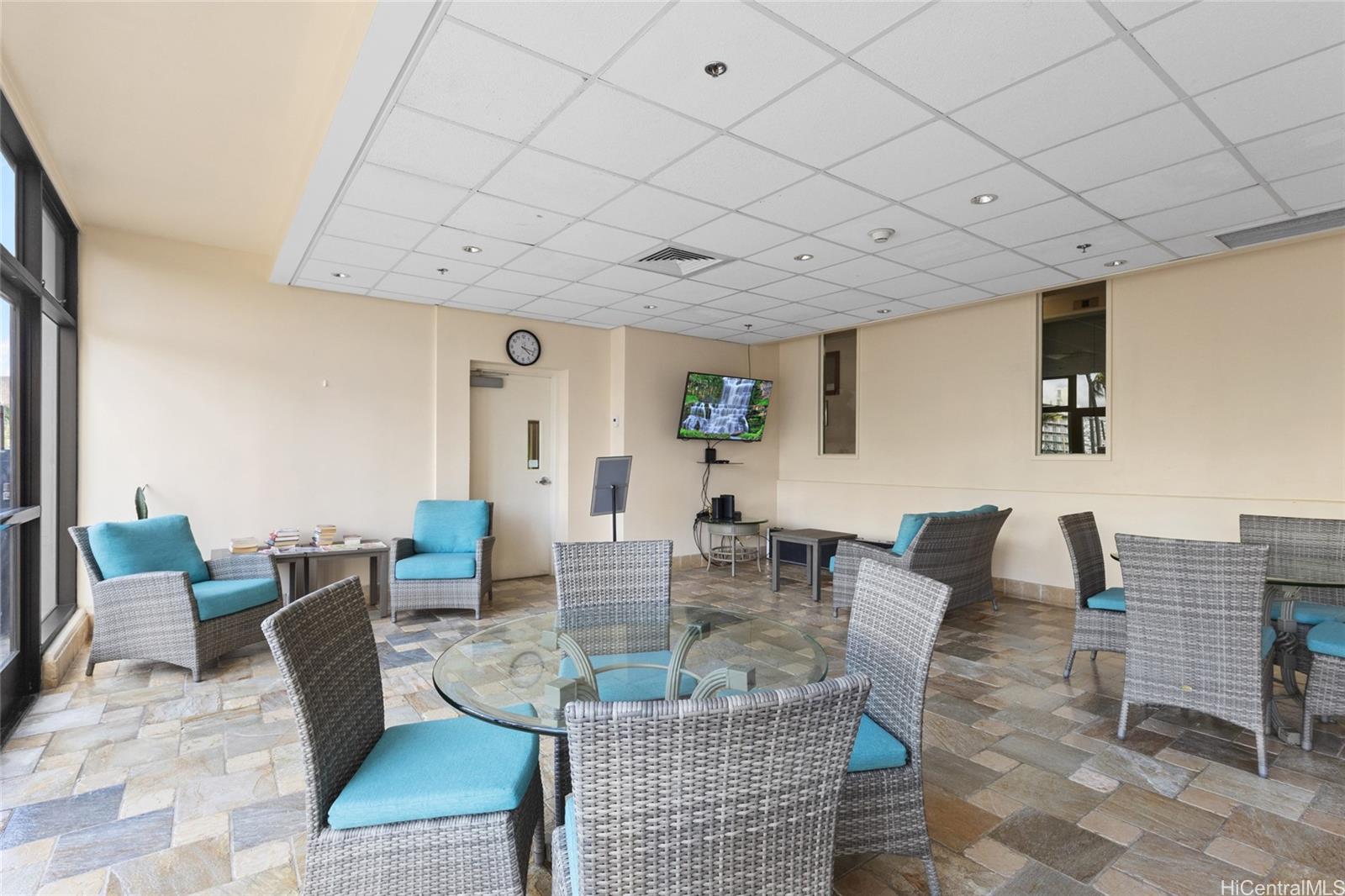 Waikiki Sunset condo # 902 (NUC), Honolulu, Hawaii - photo 13 of 22