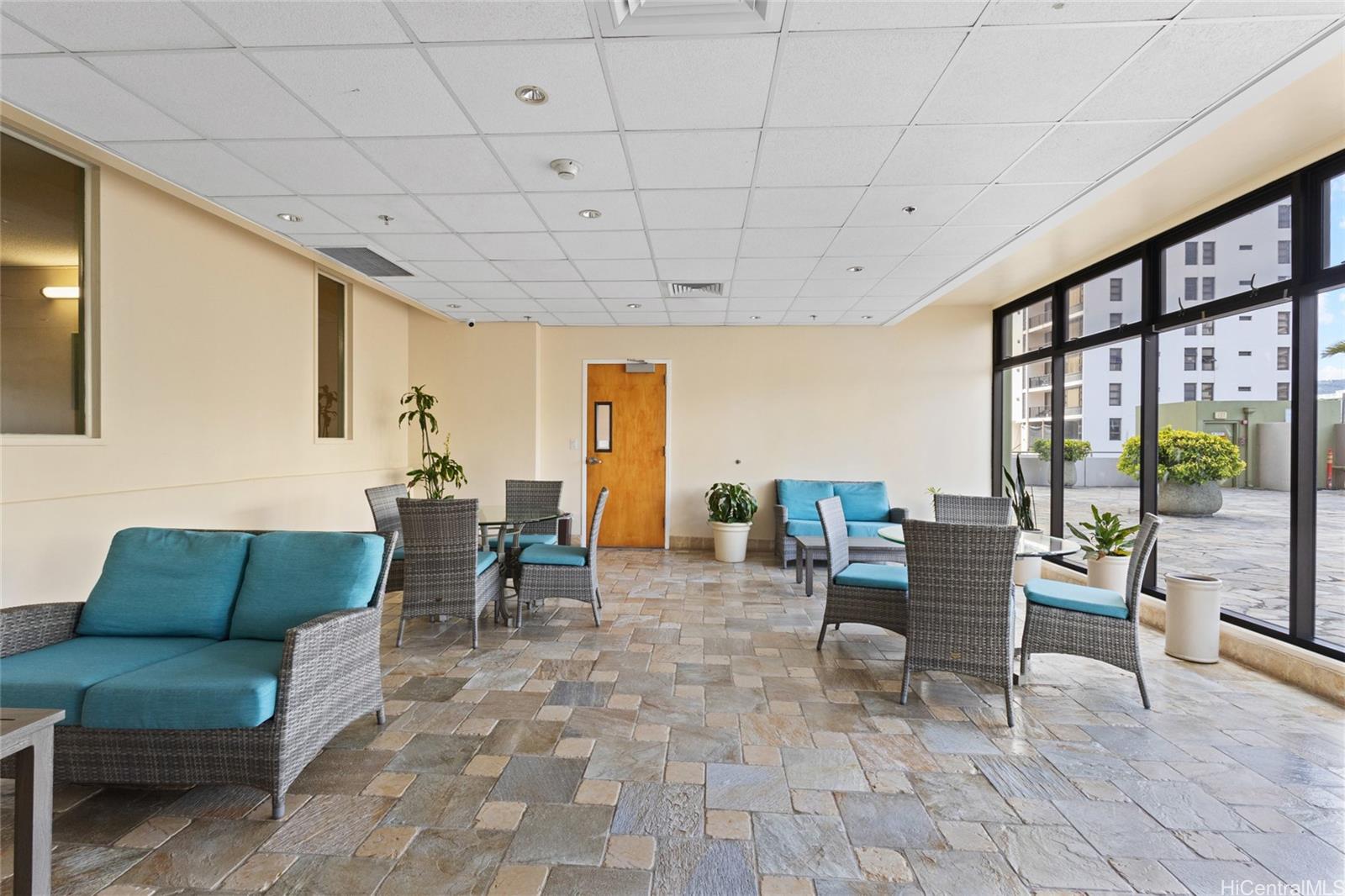 Waikiki Sunset condo # 902 (NUC), Honolulu, Hawaii - photo 14 of 22