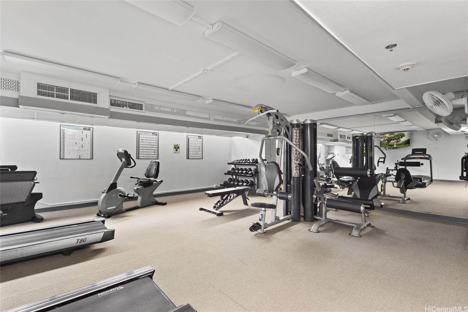 Waikiki Sunset condo # 902 (NUC), Honolulu, Hawaii - photo 17 of 22