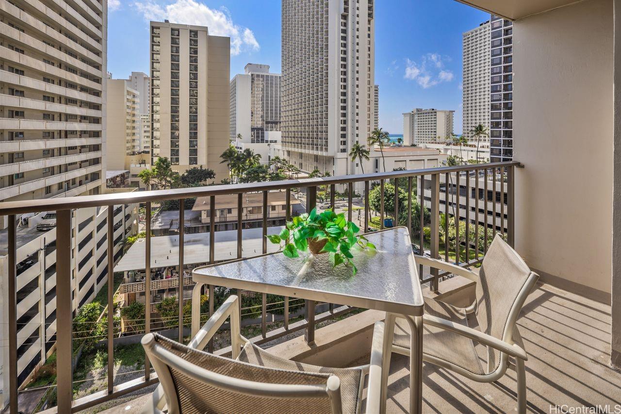 Waikiki Sunset condo # 906, Honolulu, Hawaii - photo 11 of 25