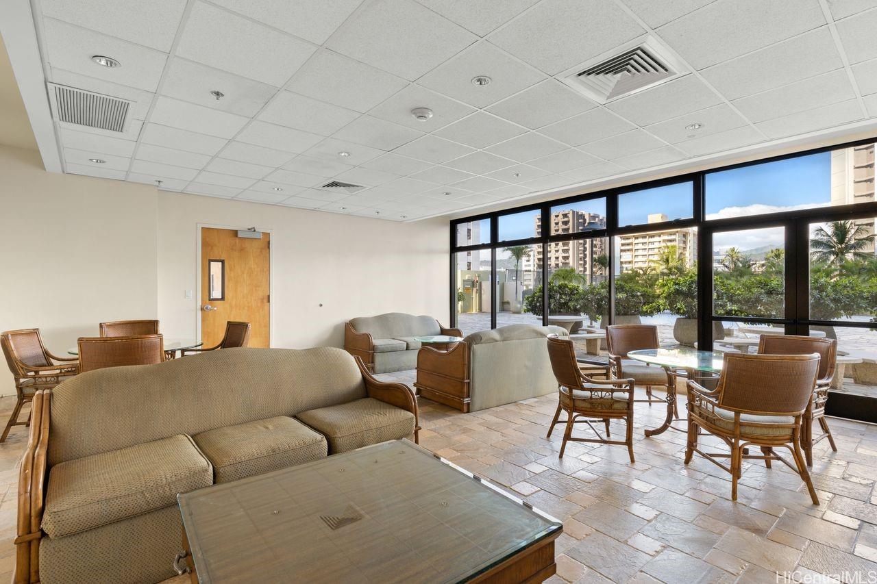 Waikiki Sunset condo # 906, Honolulu, Hawaii - photo 22 of 25