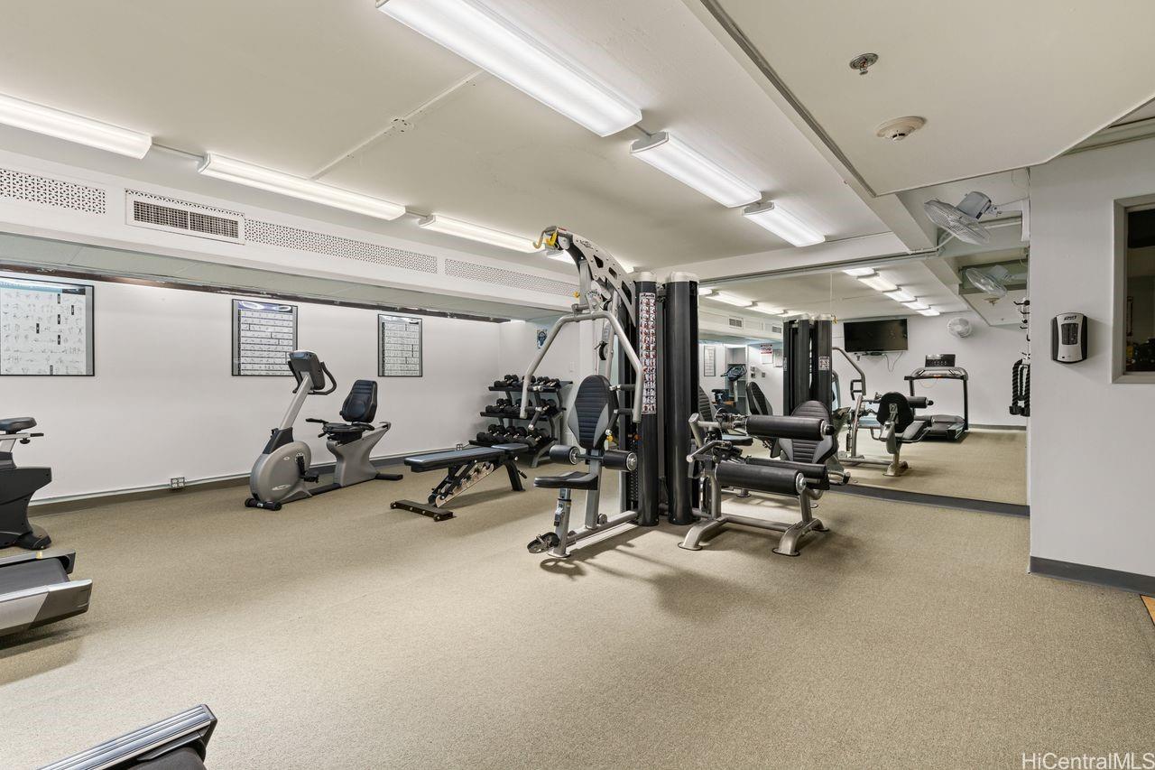 Waikiki Sunset condo # 906, Honolulu, Hawaii - photo 23 of 25