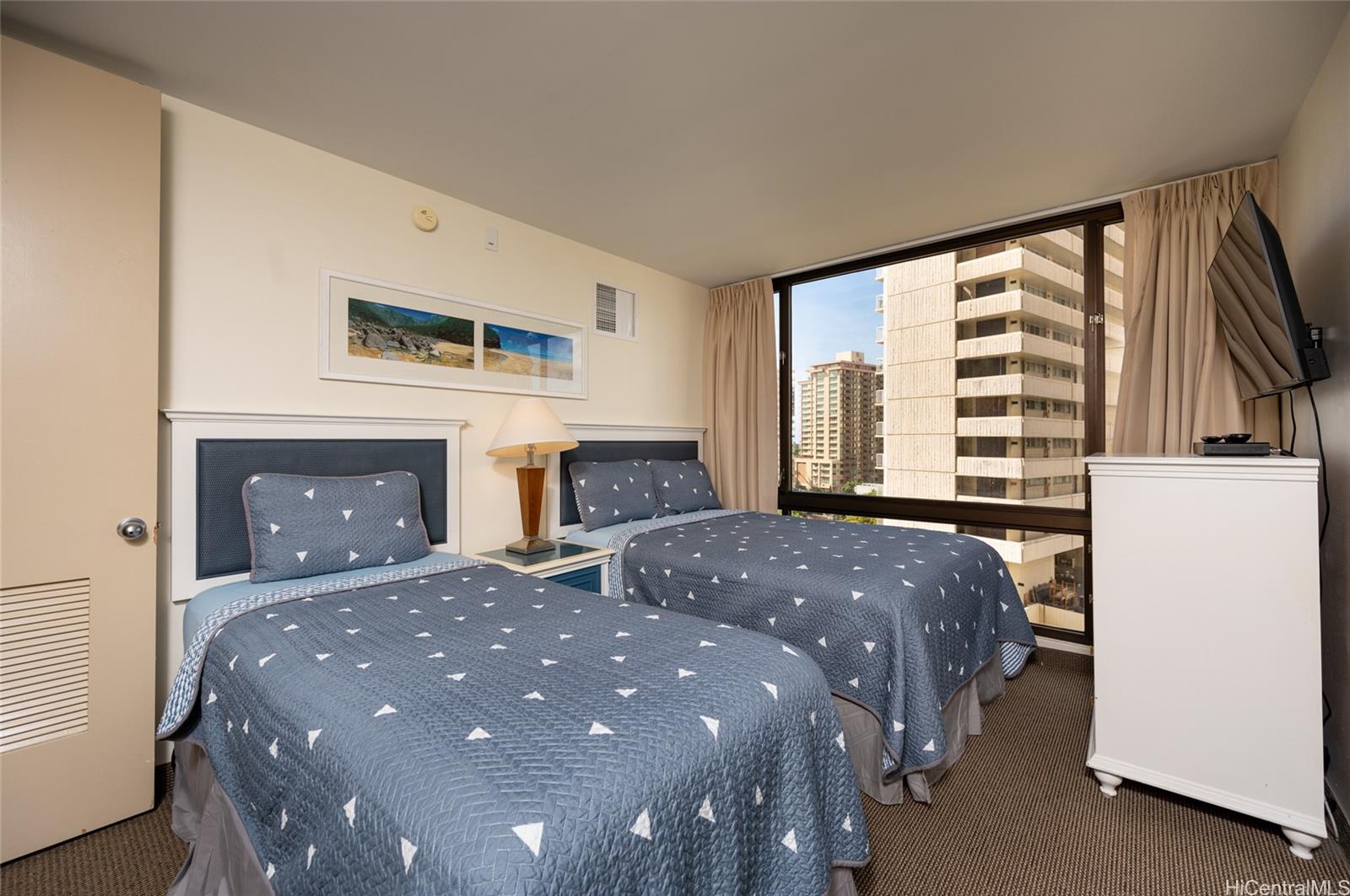 Waikiki Sunset condo # 910(NUC), Honolulu, Hawaii - photo 9 of 22