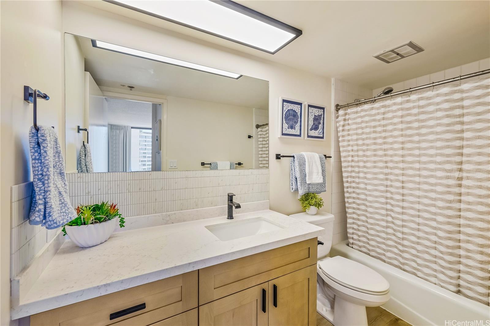 Waikiki Sunset condo # 912, Honolulu, Hawaii - photo 4 of 15