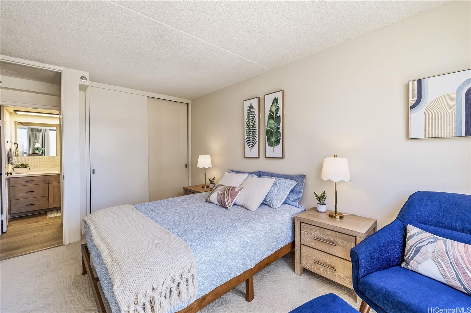 Waikiki Sunset condo # 912, Honolulu, Hawaii - photo 8 of 15