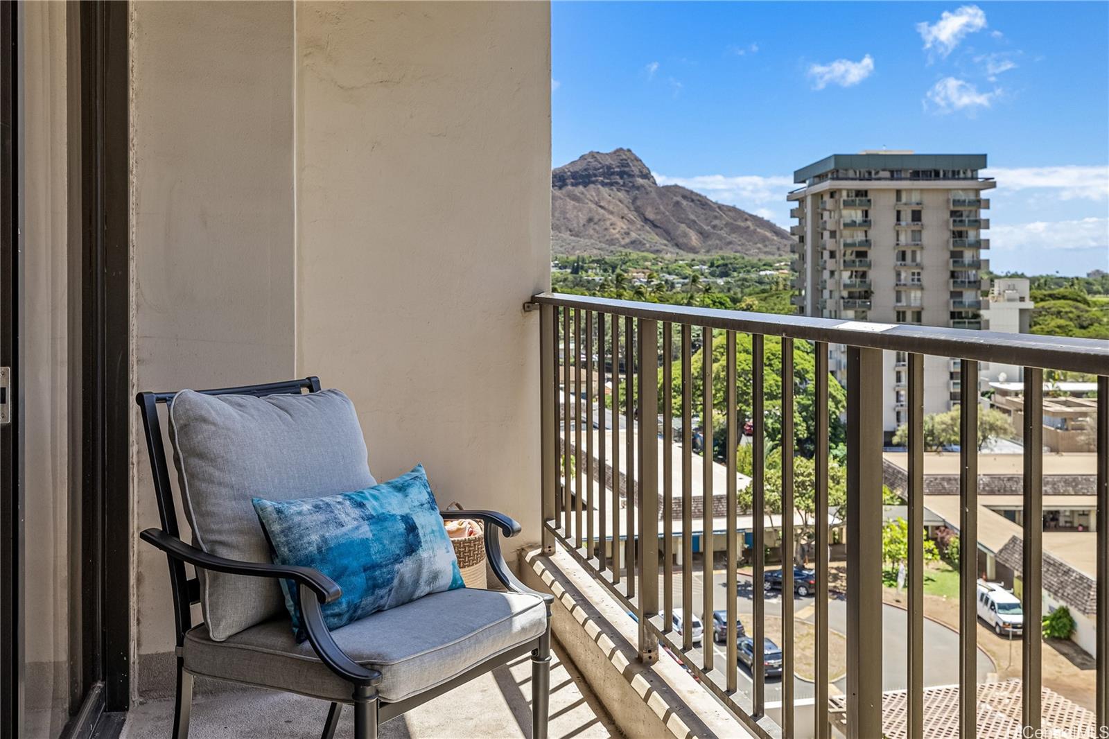 Waikiki Sunset condo # 912, Honolulu, Hawaii - photo 9 of 15