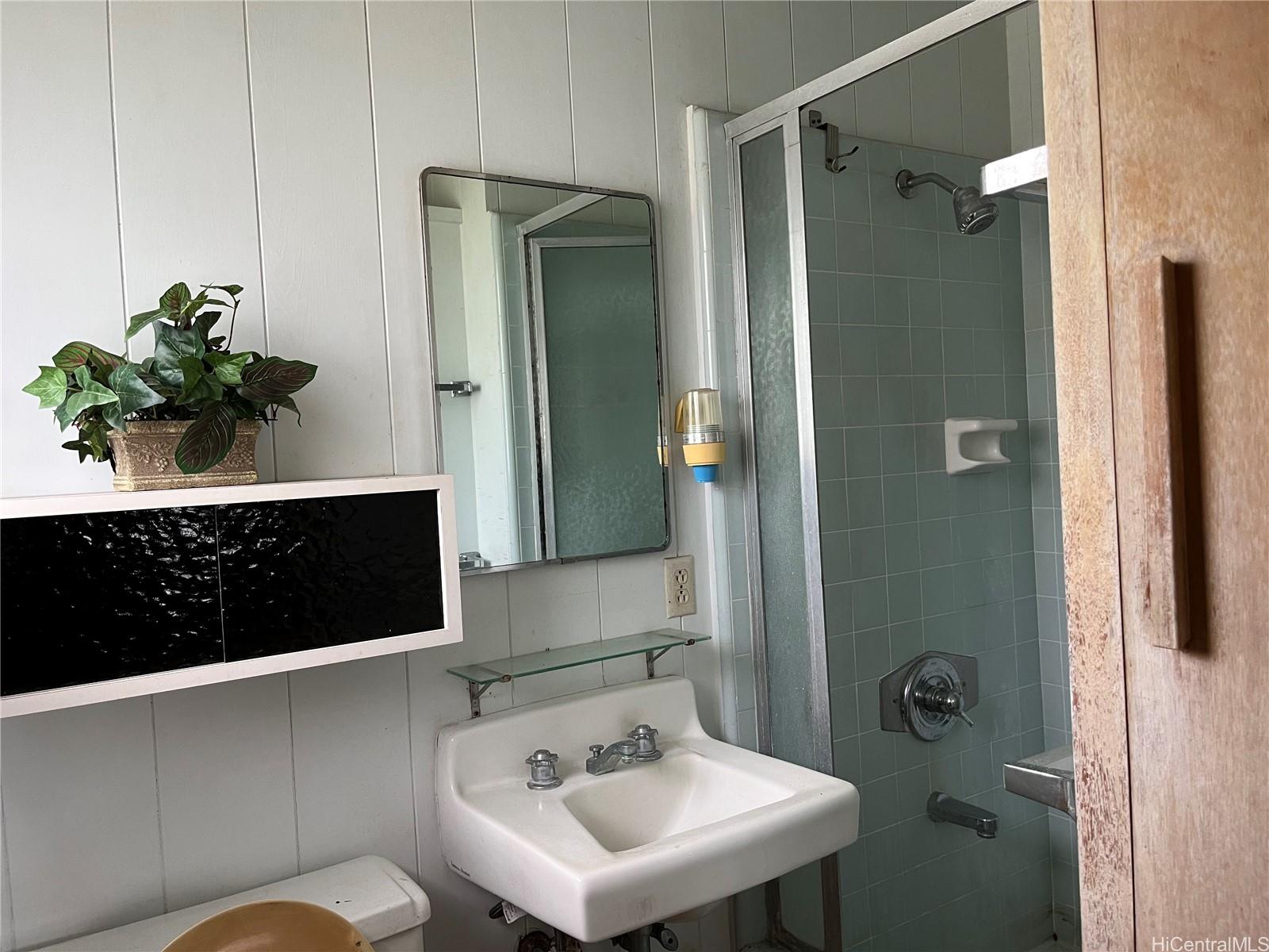230  Jack Lane Nuuanu Area, Honolulu home - photo 9 of 18