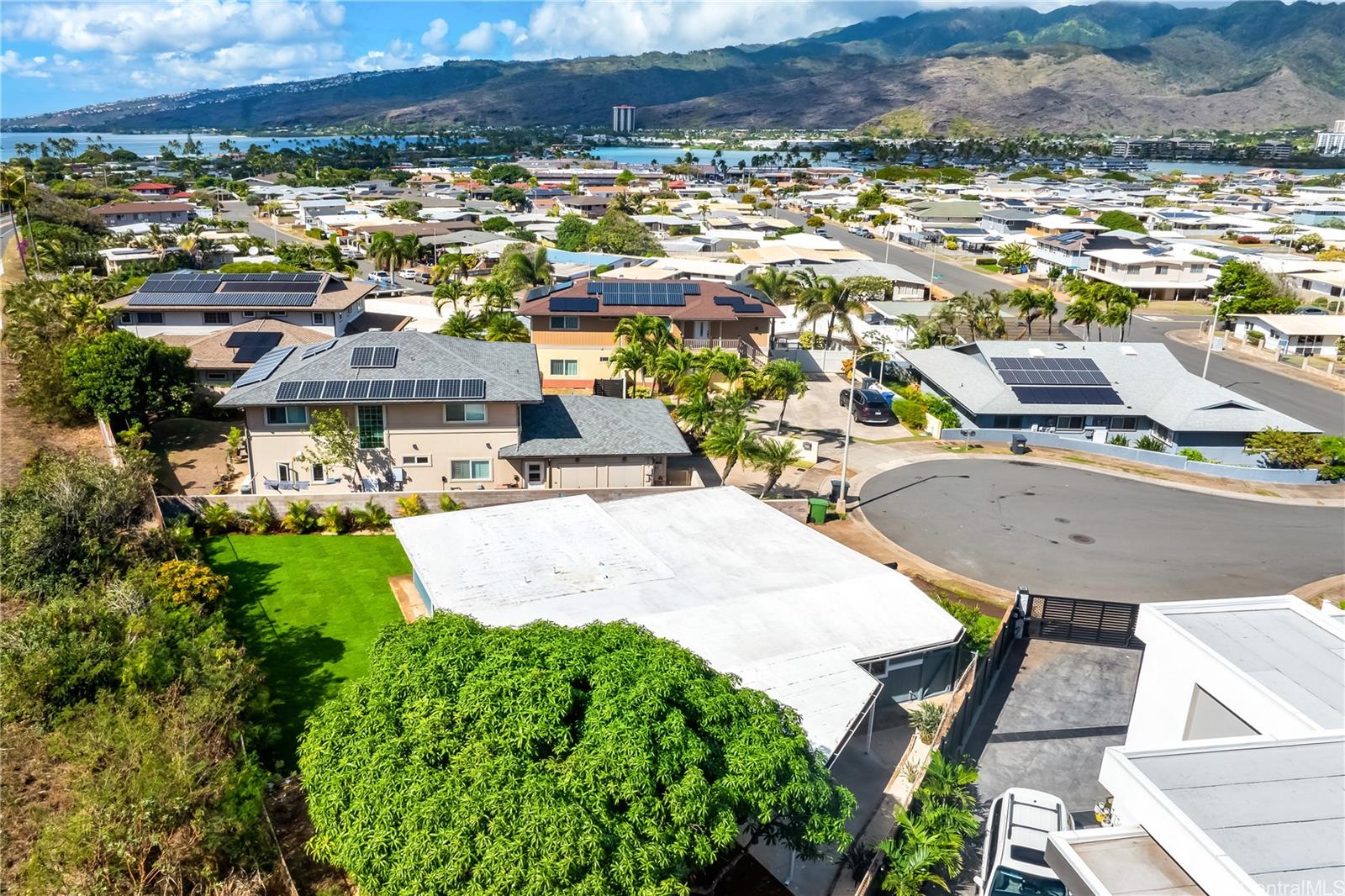 231  Hanakoa Place Koko Head Terrace, Hawaii Kai home - photo 16 of 17