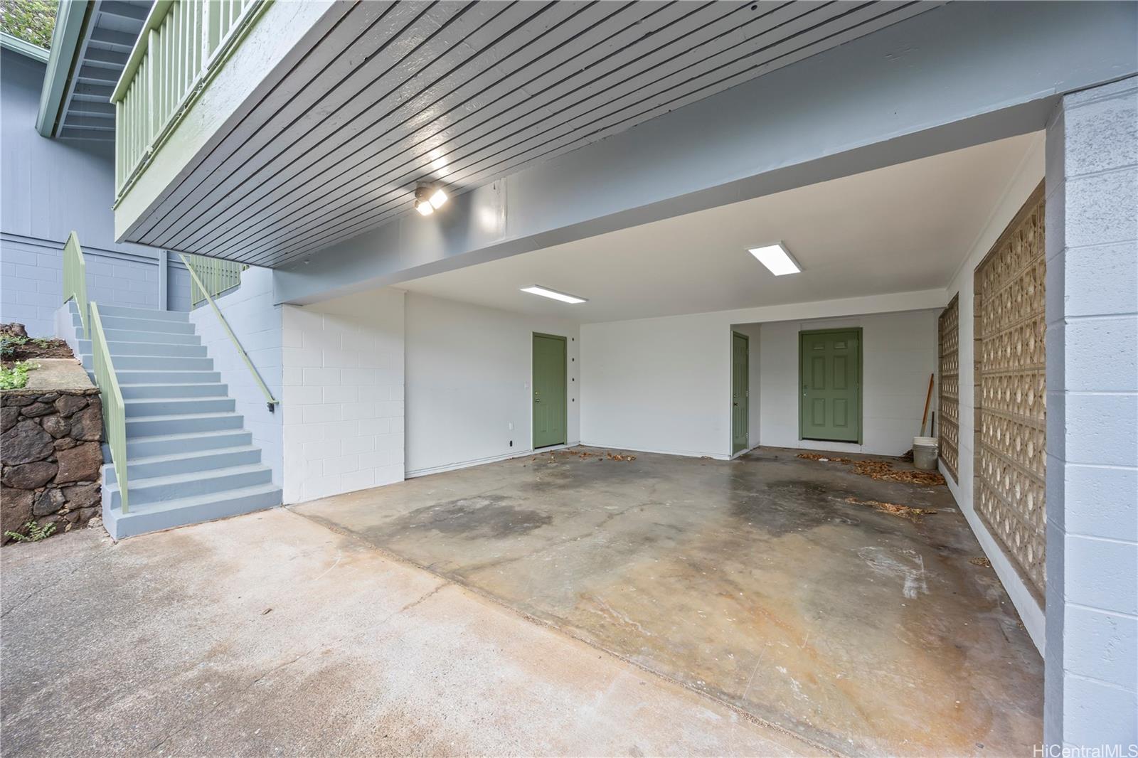 2312  Liloa Rise Manoa Area, Honolulu home - photo 3 of 15