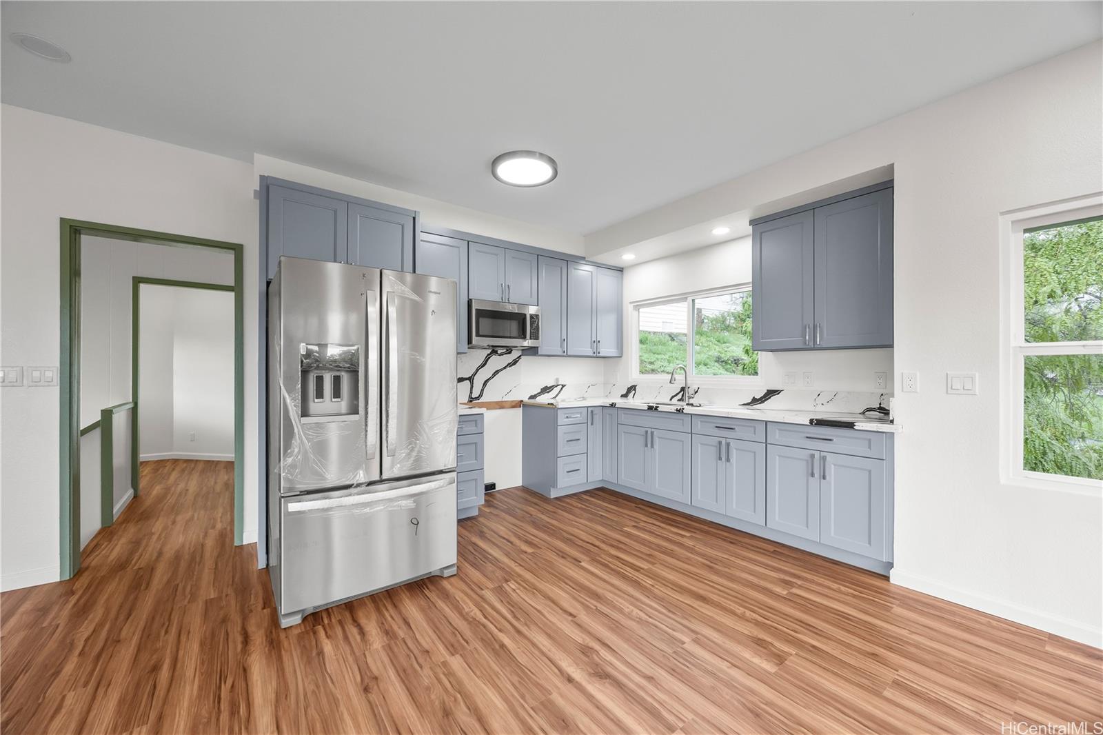 2312  Liloa Rise Manoa Area, Honolulu home - photo 5 of 15