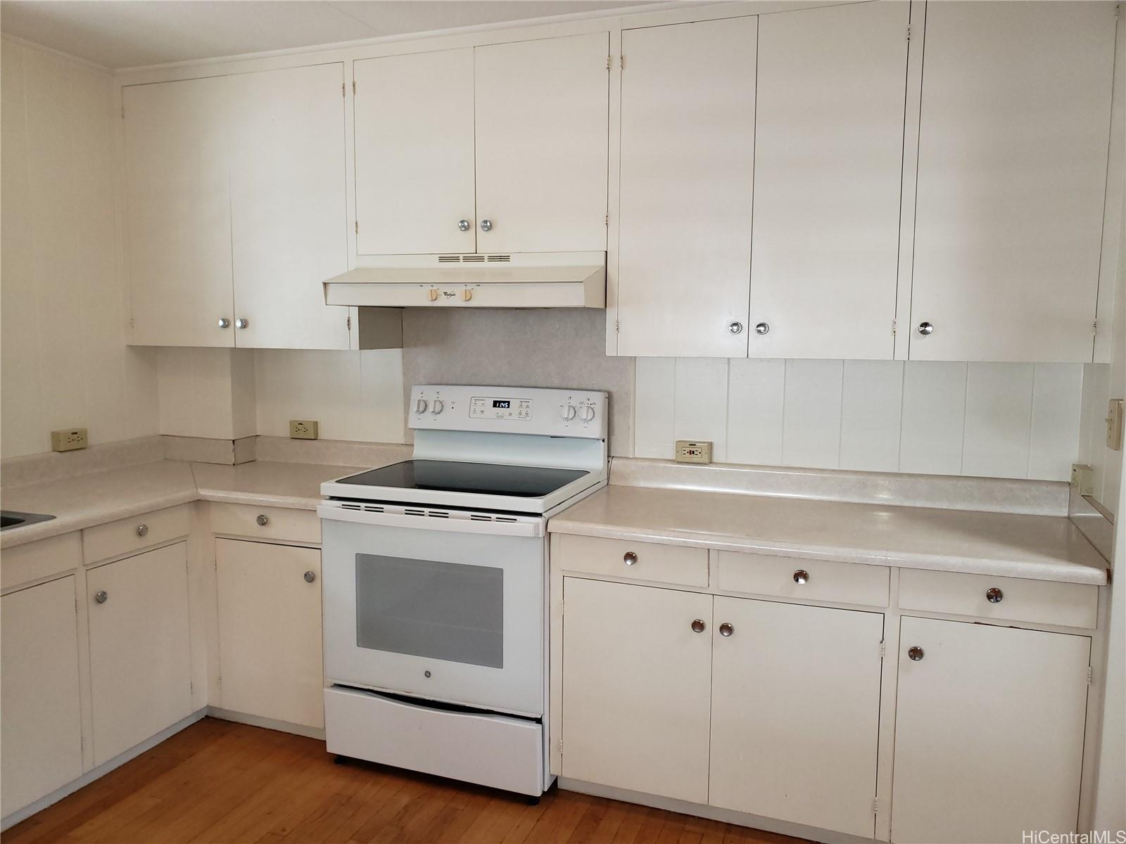 2313 Star Rd Honolulu - Rental - photo 2 of 21