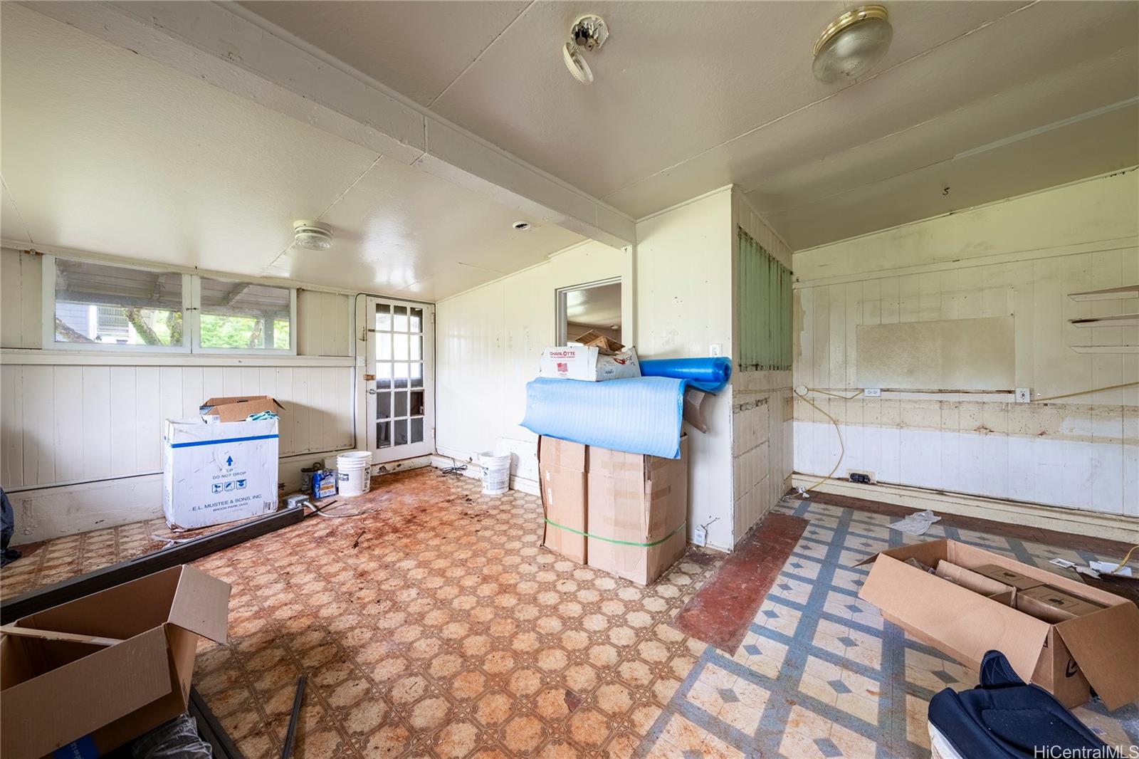 2315  California Ave Wahiawa Heights, Central home - photo 7 of 13