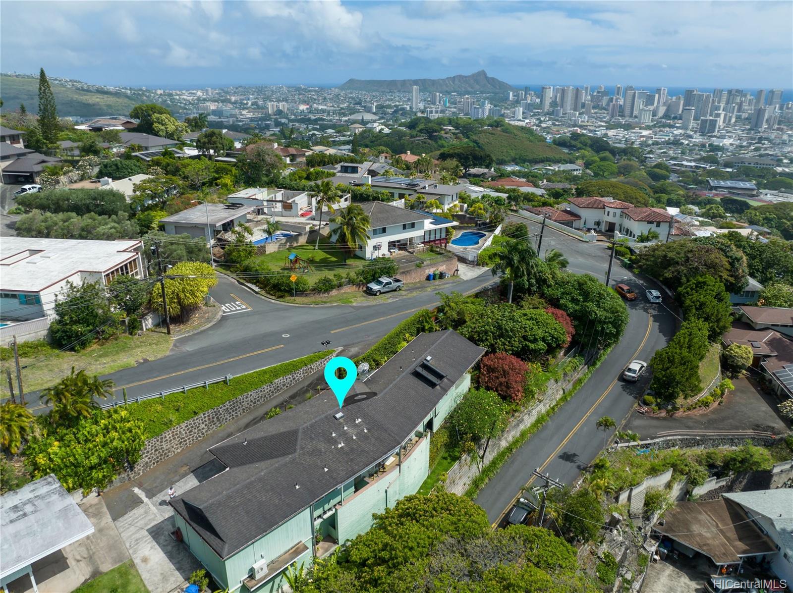 2316  Round Top Drive Makiki Heights, Honolulu home - photo 22 of 25
