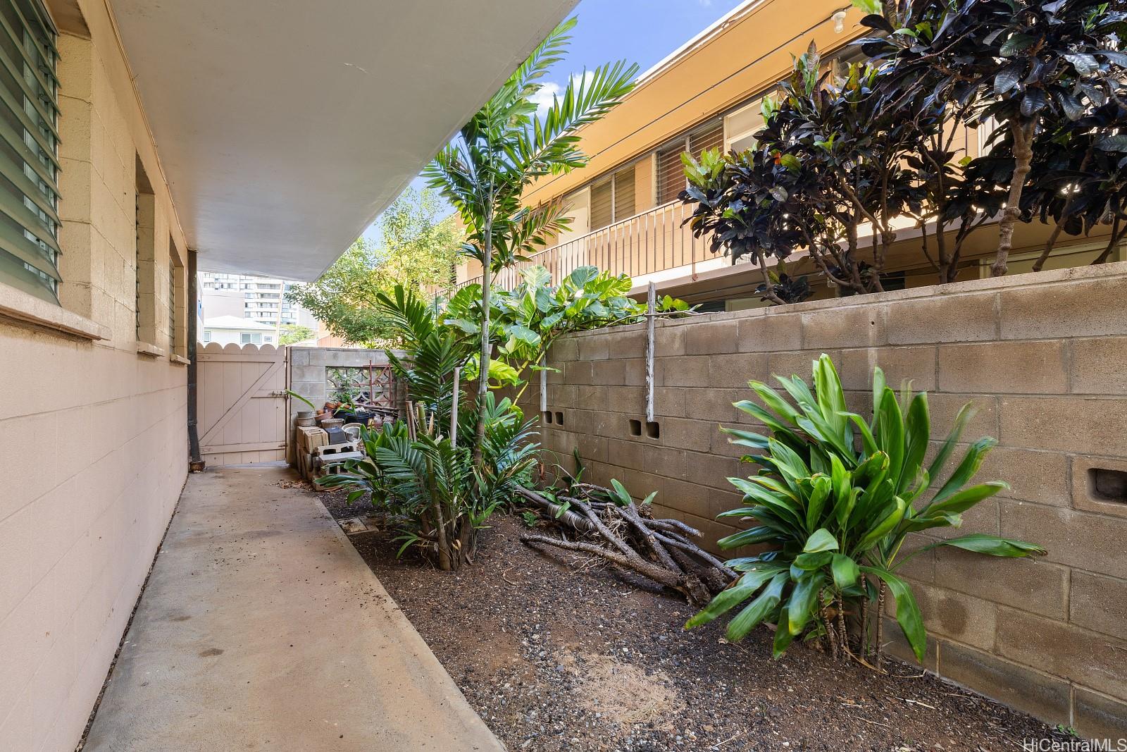 2318 Lime Street Honolulu - Multi-family - photo 13 of 25