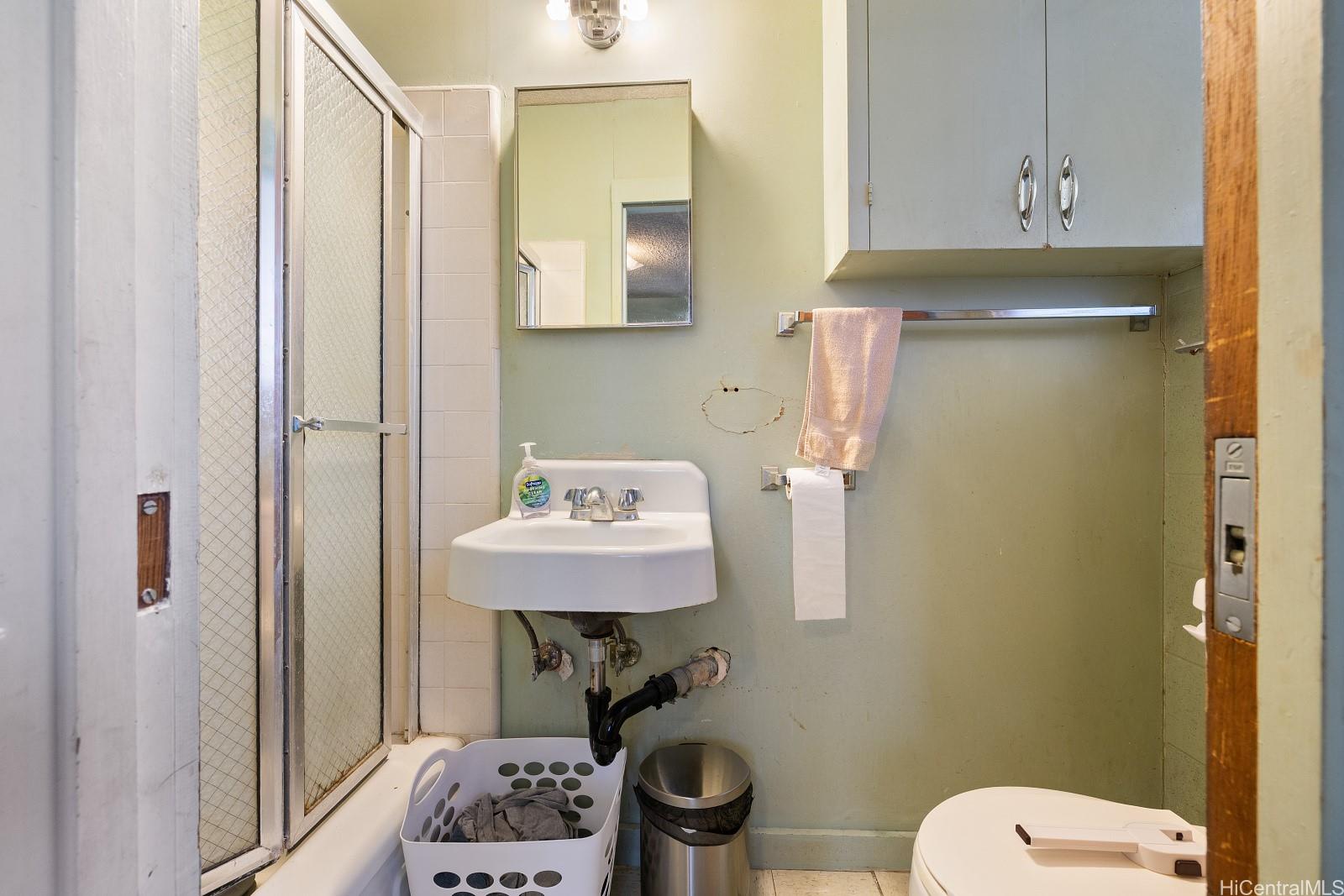 2318 Lime Street Honolulu - Multi-family - photo 9 of 25