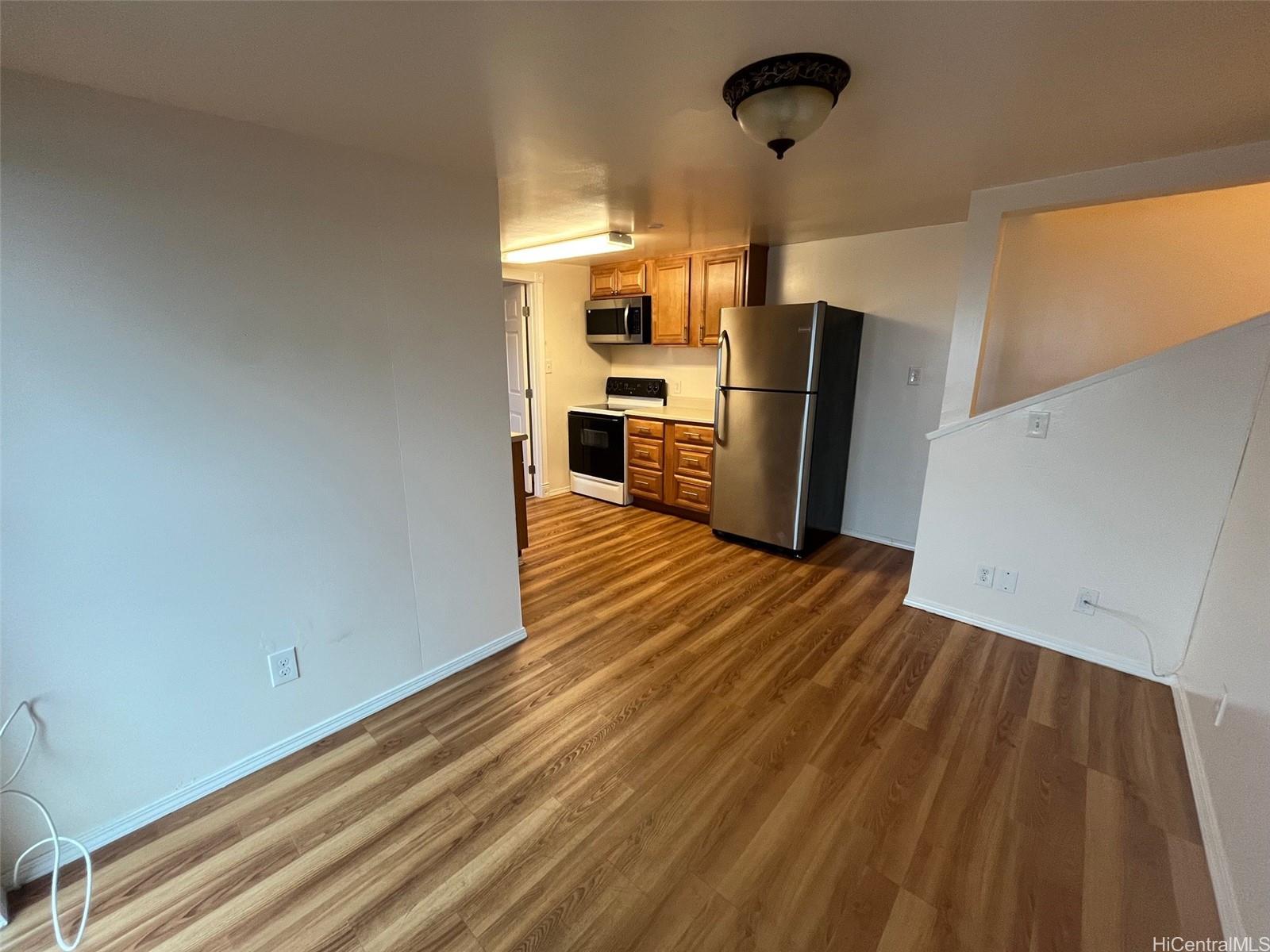 2319 Ahaiki St Pearl City - Rental - photo 2 of 14