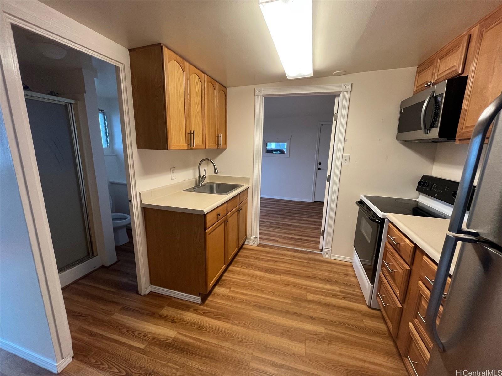 2319 Ahaiki St Pearl City - Rental - photo 4 of 14