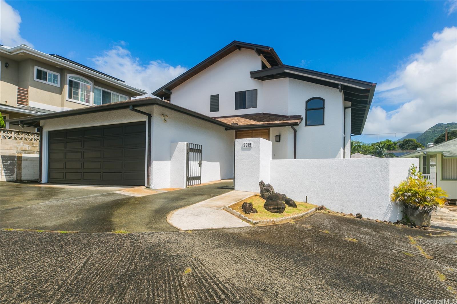 2319 Liliha Street , Honolulu, Hi 96817 home Nuuanulower Honolulu