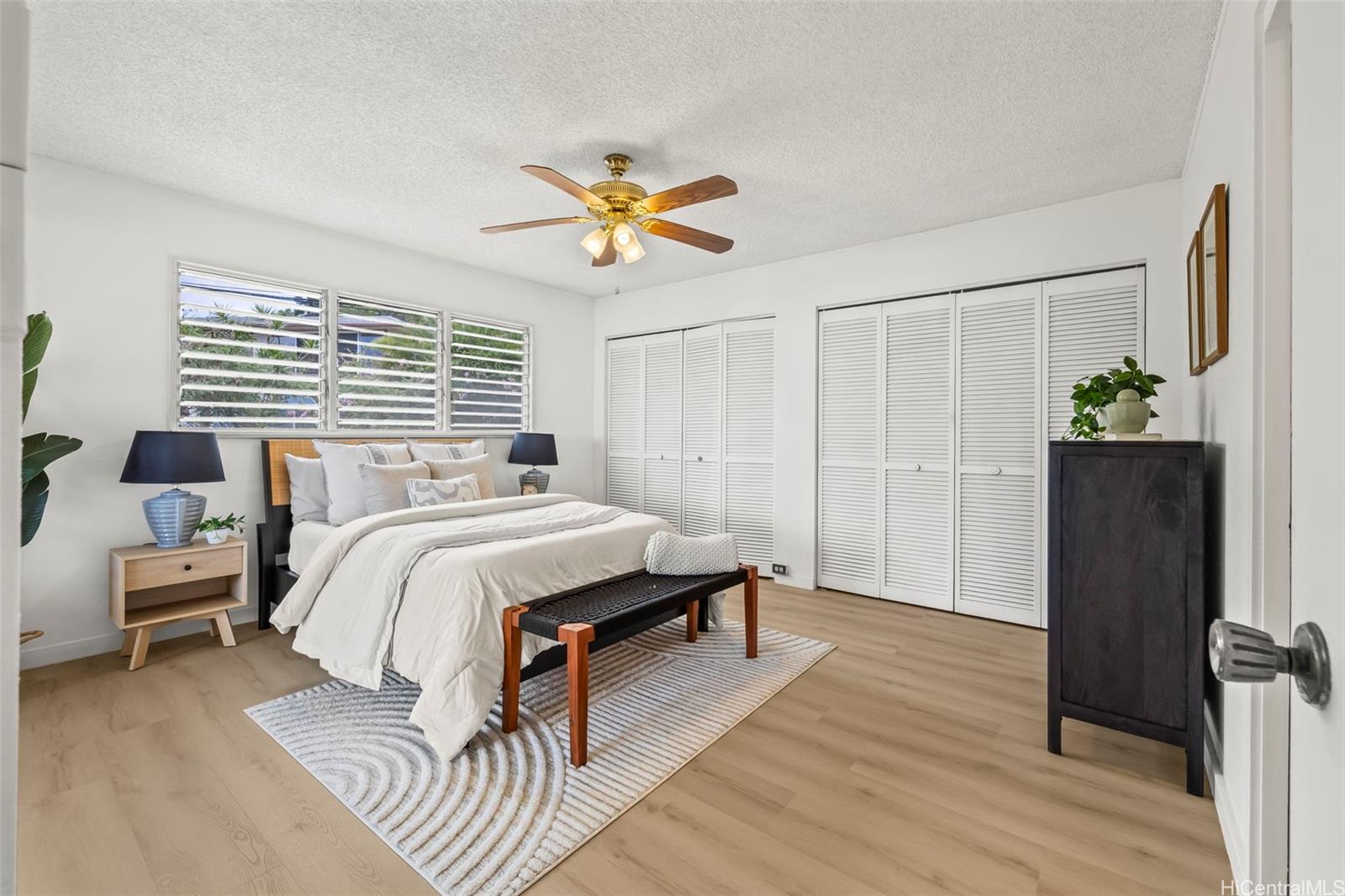 2325  Round Top Drive Makiki Heights, Honolulu home - photo 11 of 24