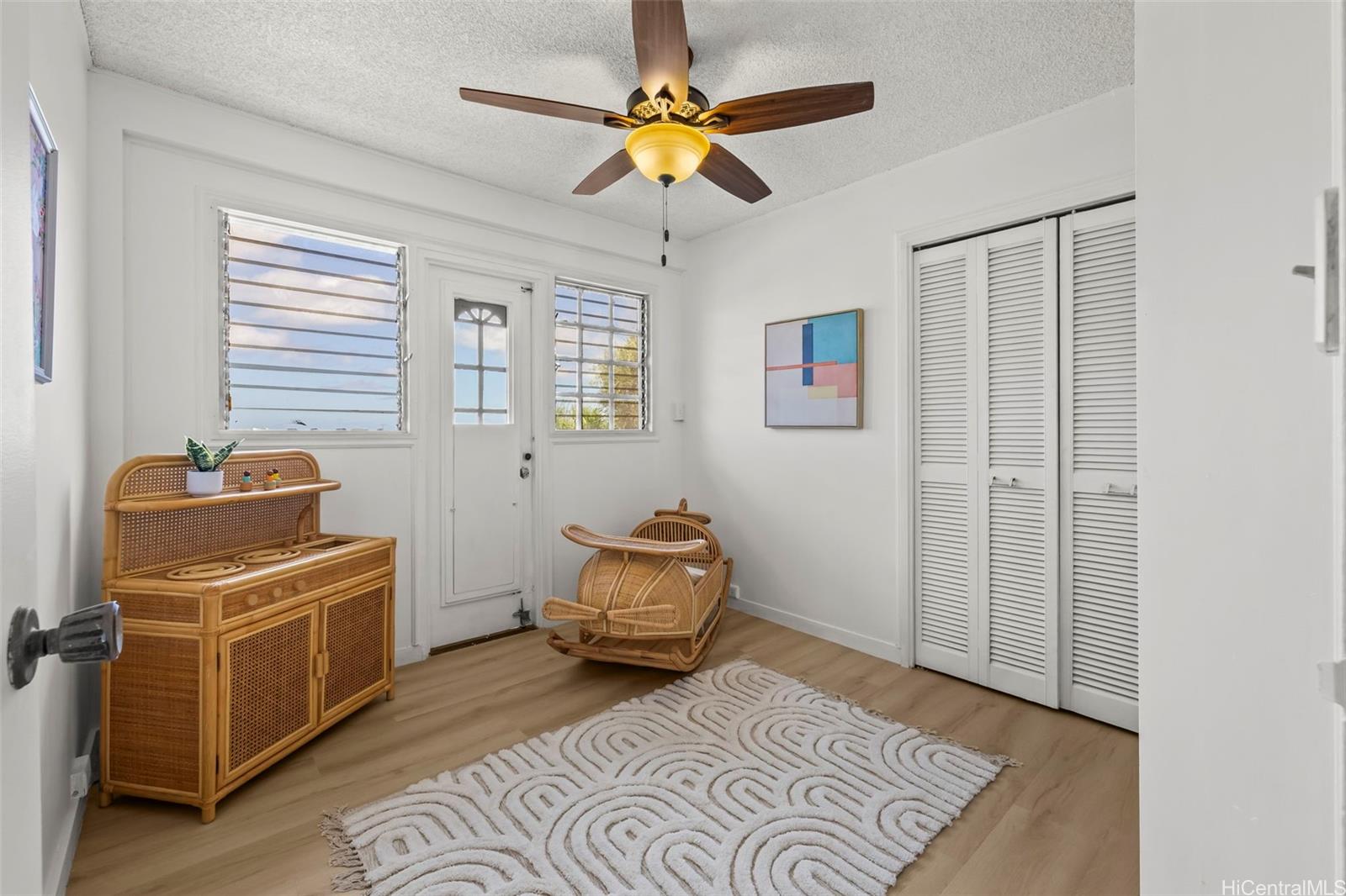 2325/2327 Round Top Drive Honolulu - Multi-family - photo 11 of 25