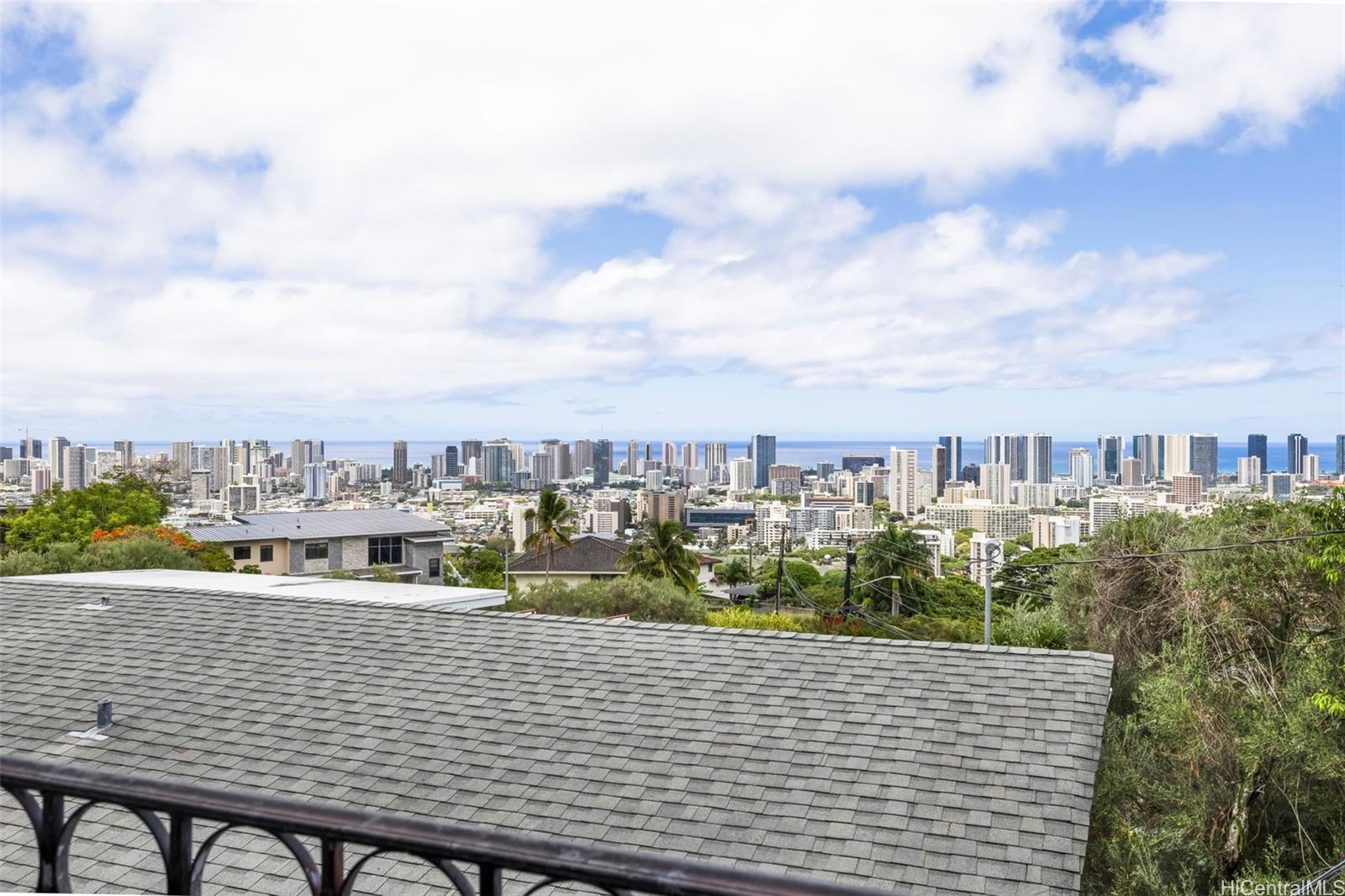 2327  Round Top Dr Makiki Heights, Honolulu home - photo 19 of 22