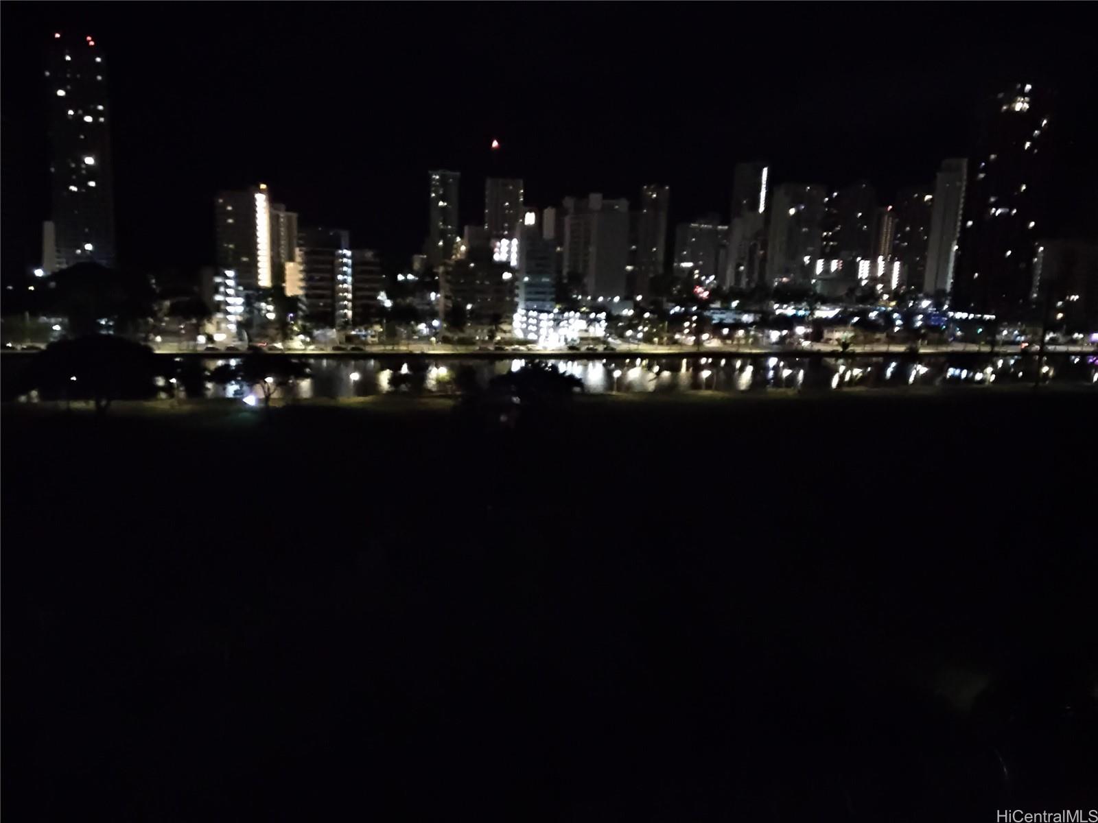 2333 Kapiolani Blvd Honolulu - Rental - photo 12 of 16