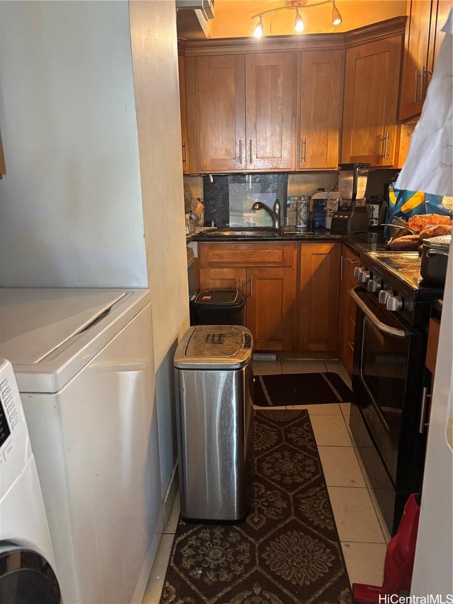 2333 Kapiolani Blvd Honolulu - Rental - photo 6 of 16