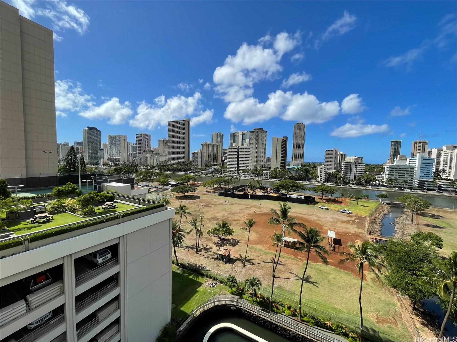 2333 Kapiolani Blvd Honolulu - Rental - photo 2 of 10