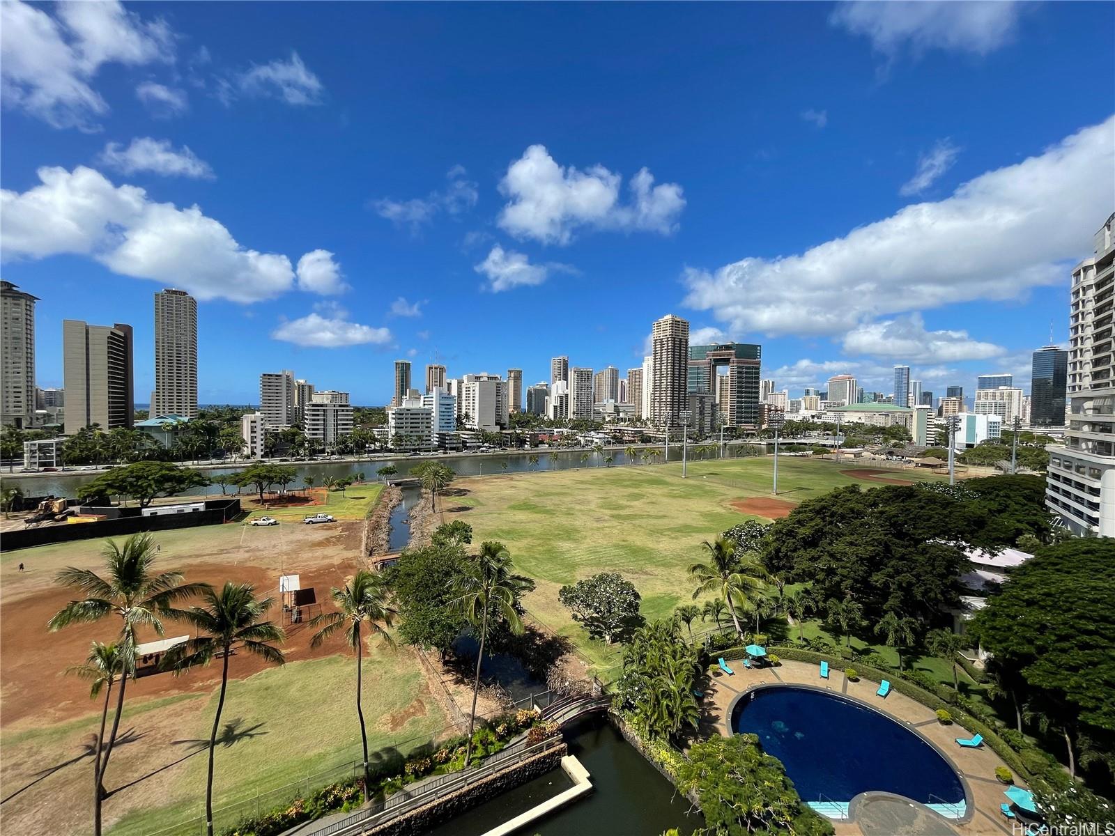 2333 Kapiolani Blvd Honolulu - Rental - photo 3 of 10