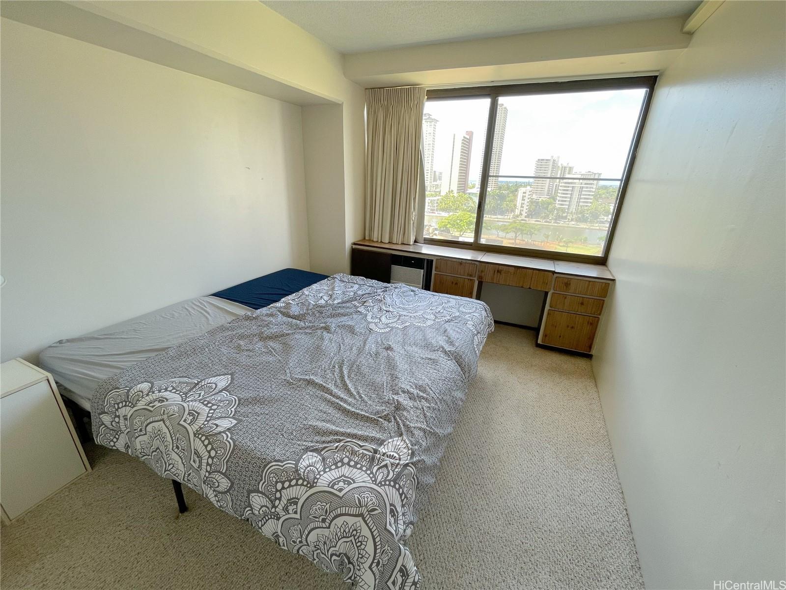 2333 Kapiolani Blvd Honolulu - Rental - photo 6 of 10