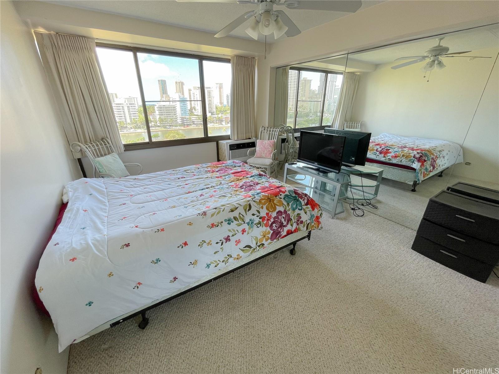 2333 Kapiolani Blvd Honolulu - Rental - photo 7 of 10