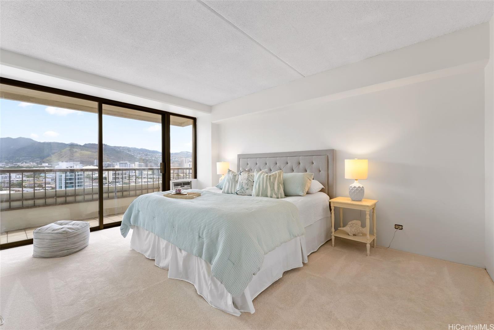 Marco Polo Apts condo # 1301, Honolulu, Hawaii - photo 7 of 25