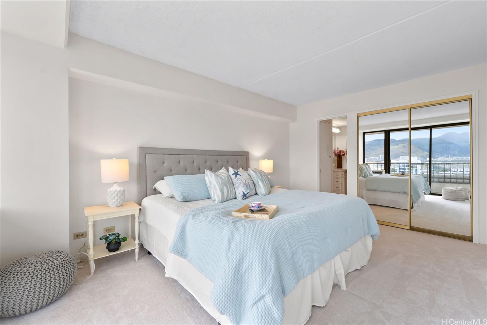 Marco Polo Apts condo # 1301, Honolulu, Hawaii - photo 8 of 25