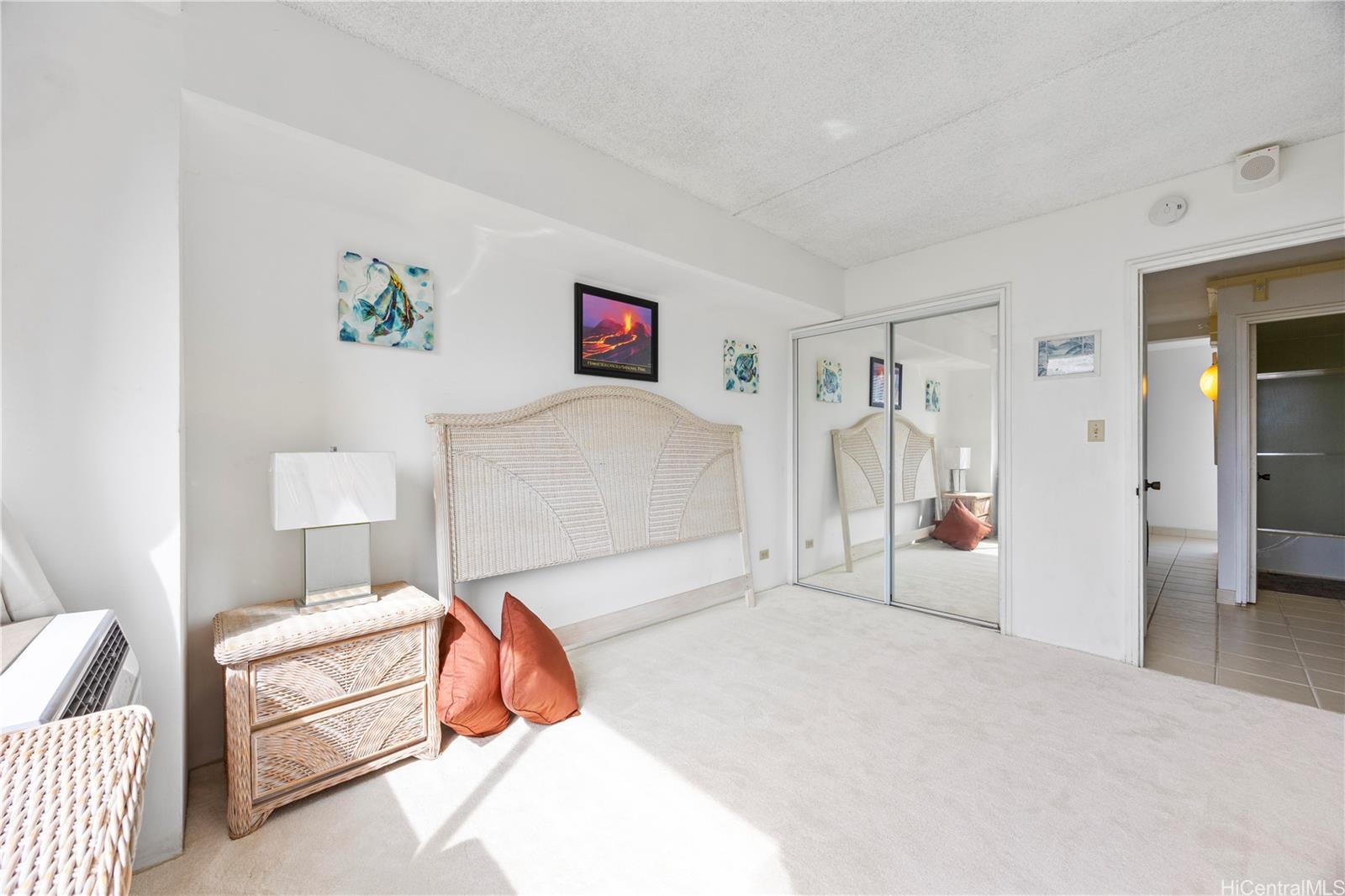 Marco Polo Apts condo # 1317, Honolulu, Hawaii - photo 19 of 25