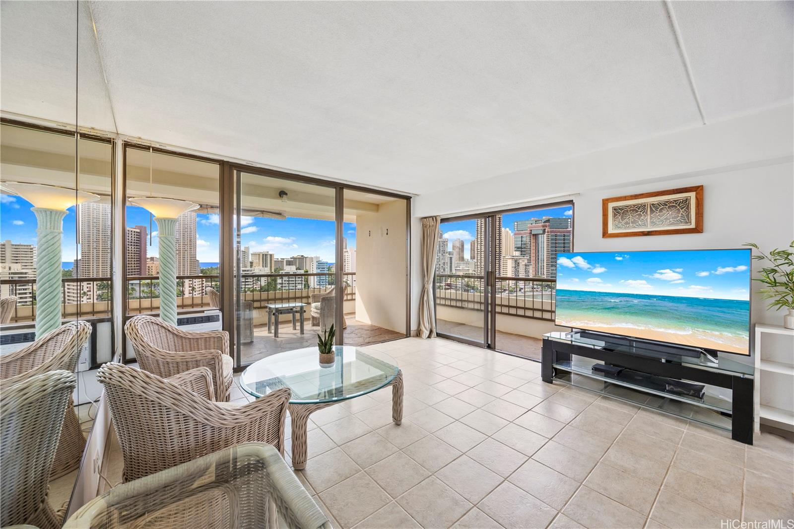 Marco Polo Apts condo # 1317, Honolulu, Hawaii - photo 7 of 25