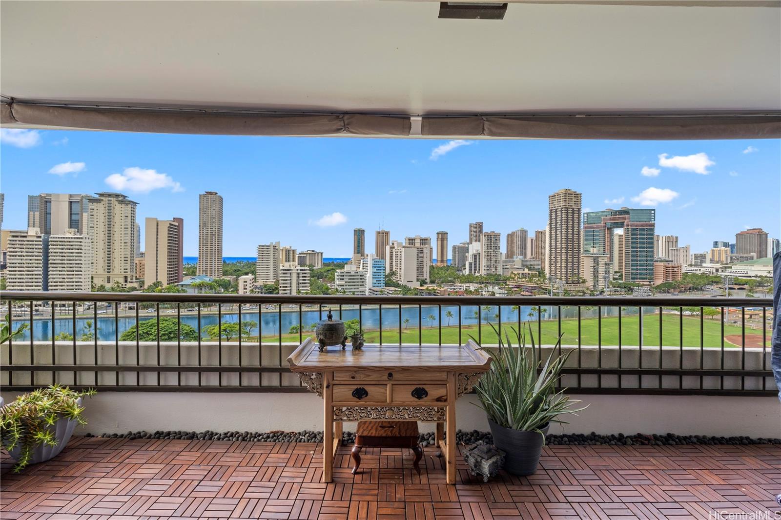 Marco Polo Apts condo # 1410, Honolulu, Hawaii - photo 2 of 25