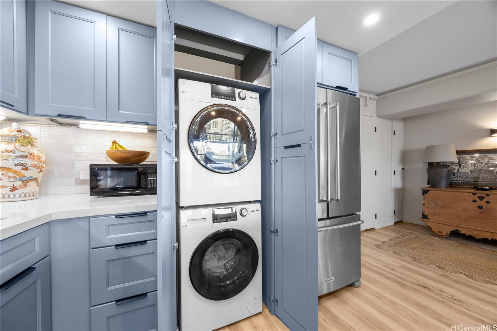 Marco Polo Apts condo # 1410, Honolulu, Hawaii - photo 13 of 25