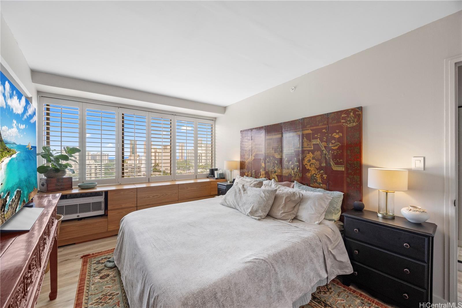 Marco Polo Apts condo # 1410, Honolulu, Hawaii - photo 15 of 25