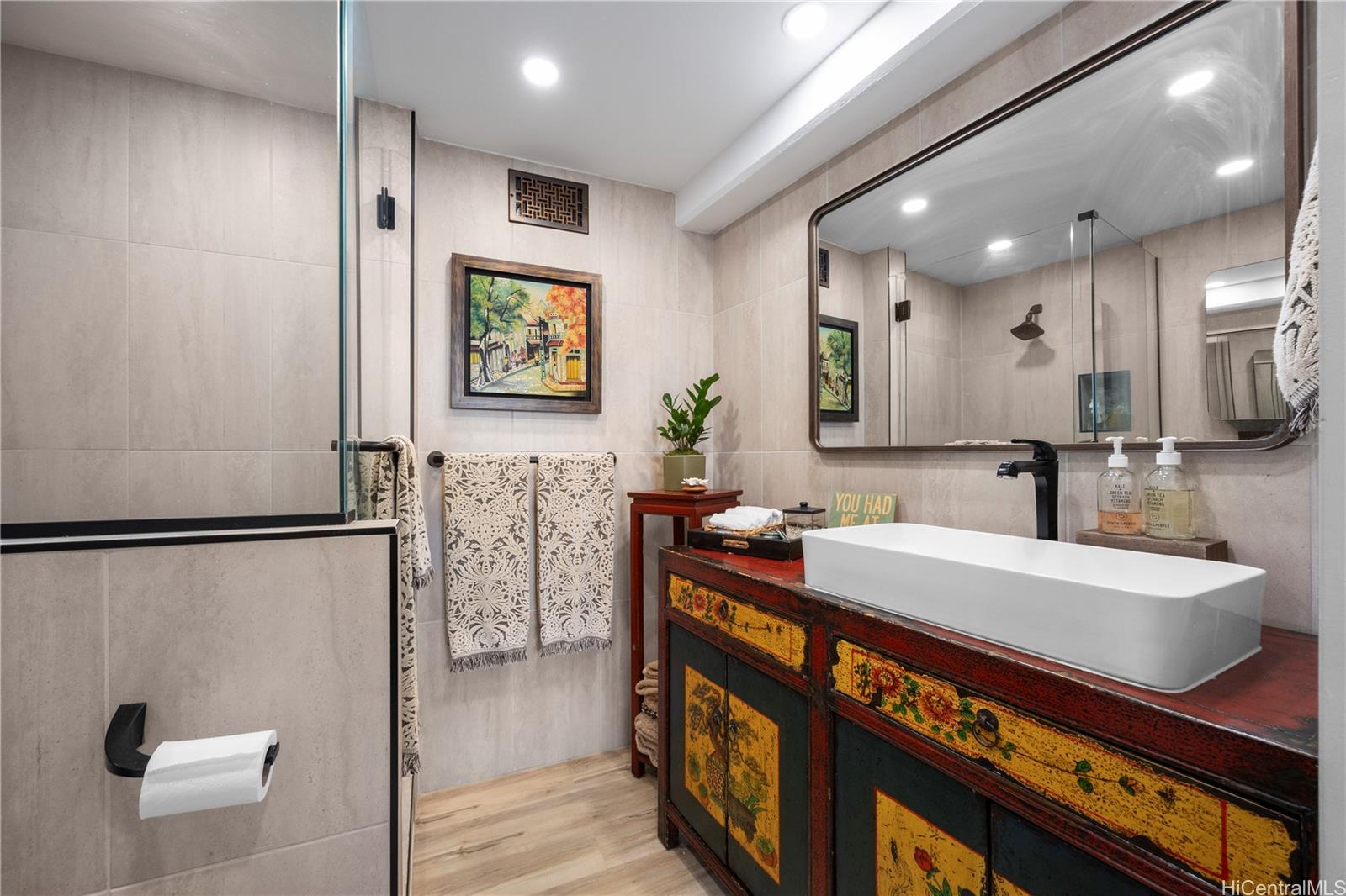 Marco Polo Apts condo # 1410, Honolulu, Hawaii - photo 17 of 25