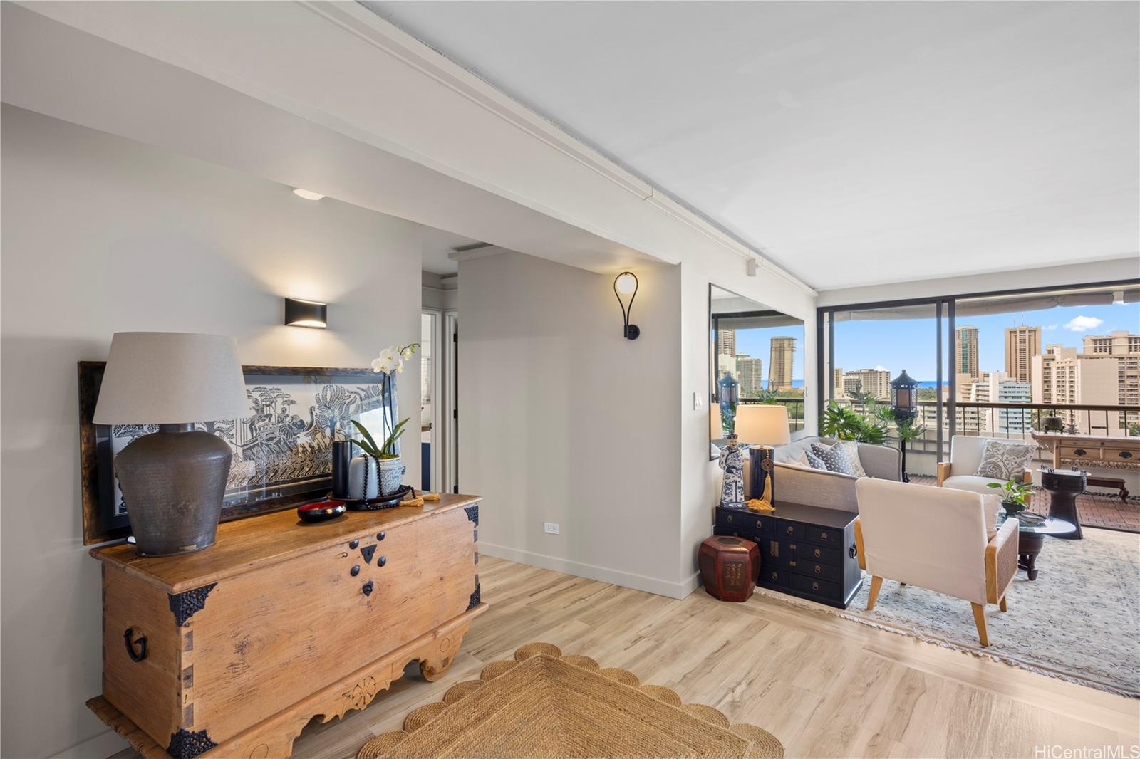 Marco Polo Apts condo # 1410, Honolulu, Hawaii - photo 8 of 25