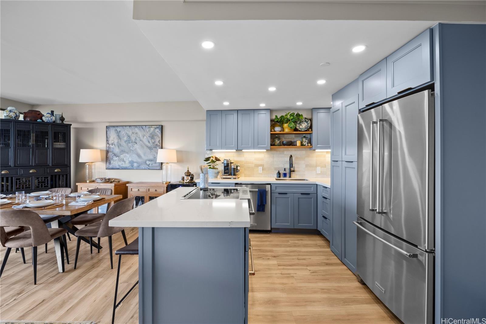 Marco Polo Apts condo # 1410, Honolulu, Hawaii - photo 9 of 25