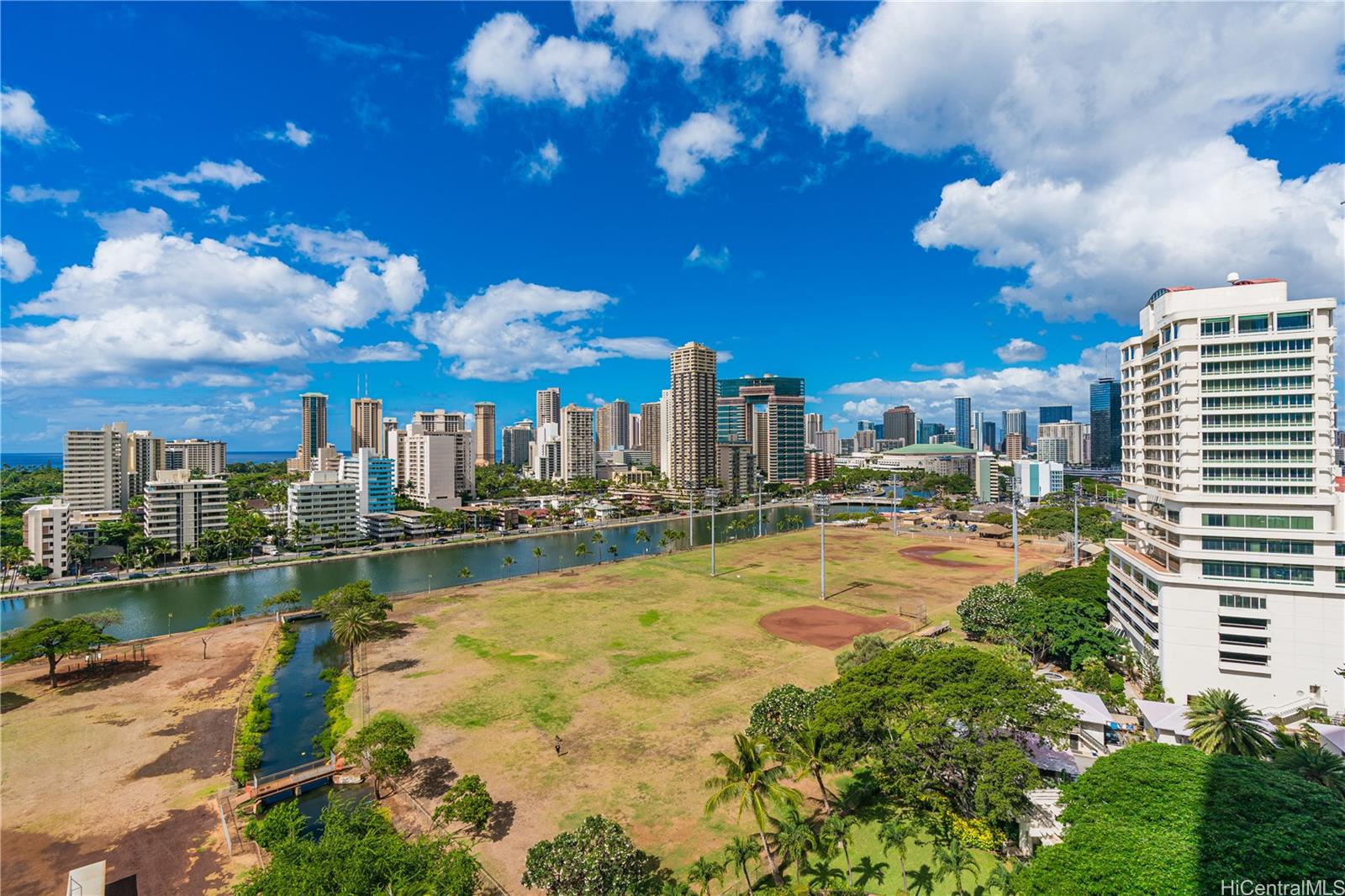 Marco Polo Apts condo # 1509, Honolulu, Hawaii - photo 17 of 25