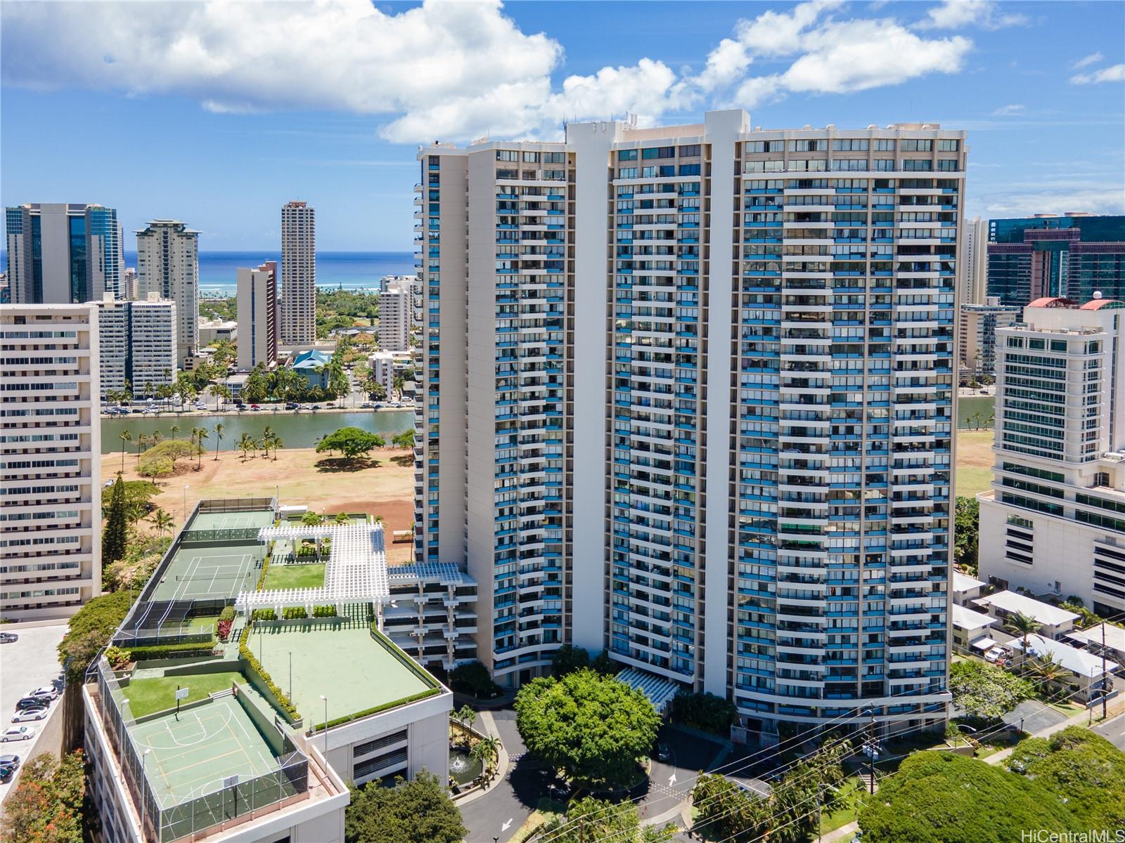 Marco Polo Apts condo # 1606, Honolulu, Hawaii - photo 17 of 17