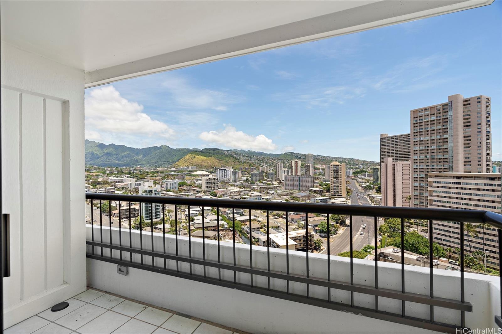 Marco Polo Apts condo # 1905, Honolulu, Hawaii - photo 15 of 25