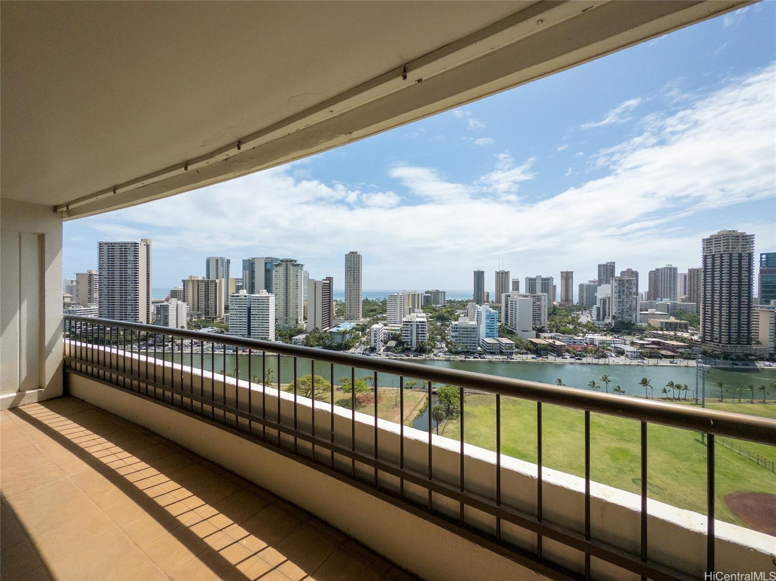 Marco Polo Apts condo # 2211, Honolulu, Hawaii - photo 5 of 21