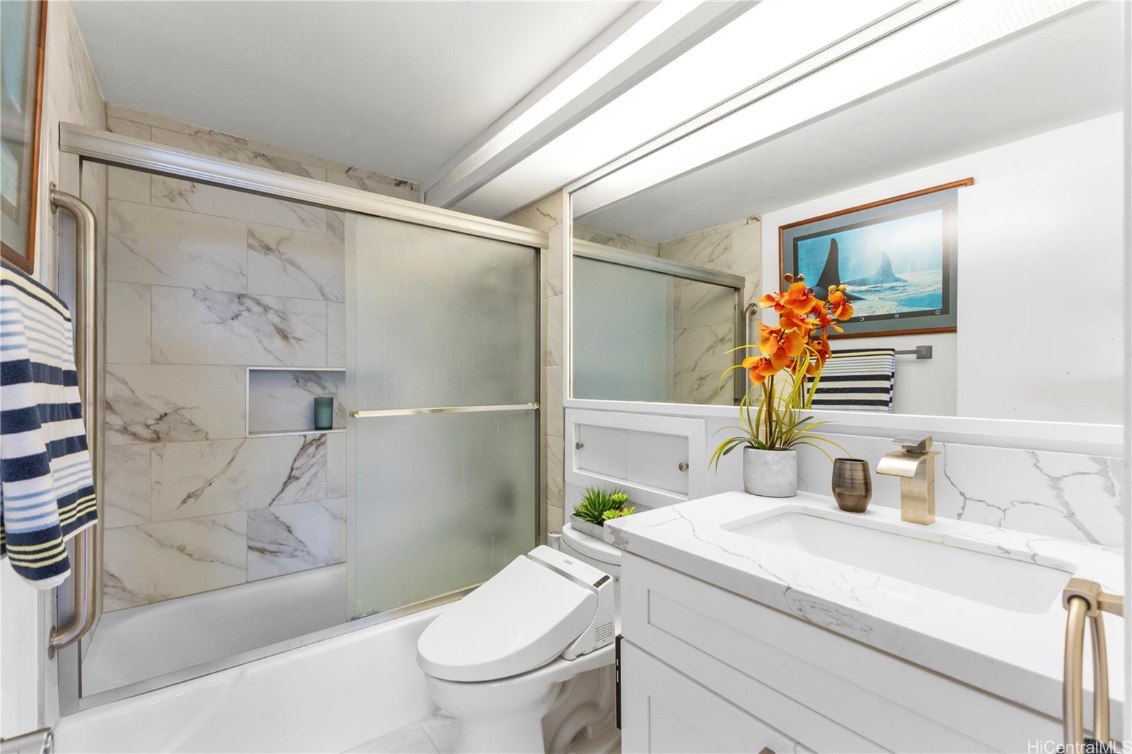 Marco Polo Apts condo # 2216, Honolulu, Hawaii - photo 19 of 25