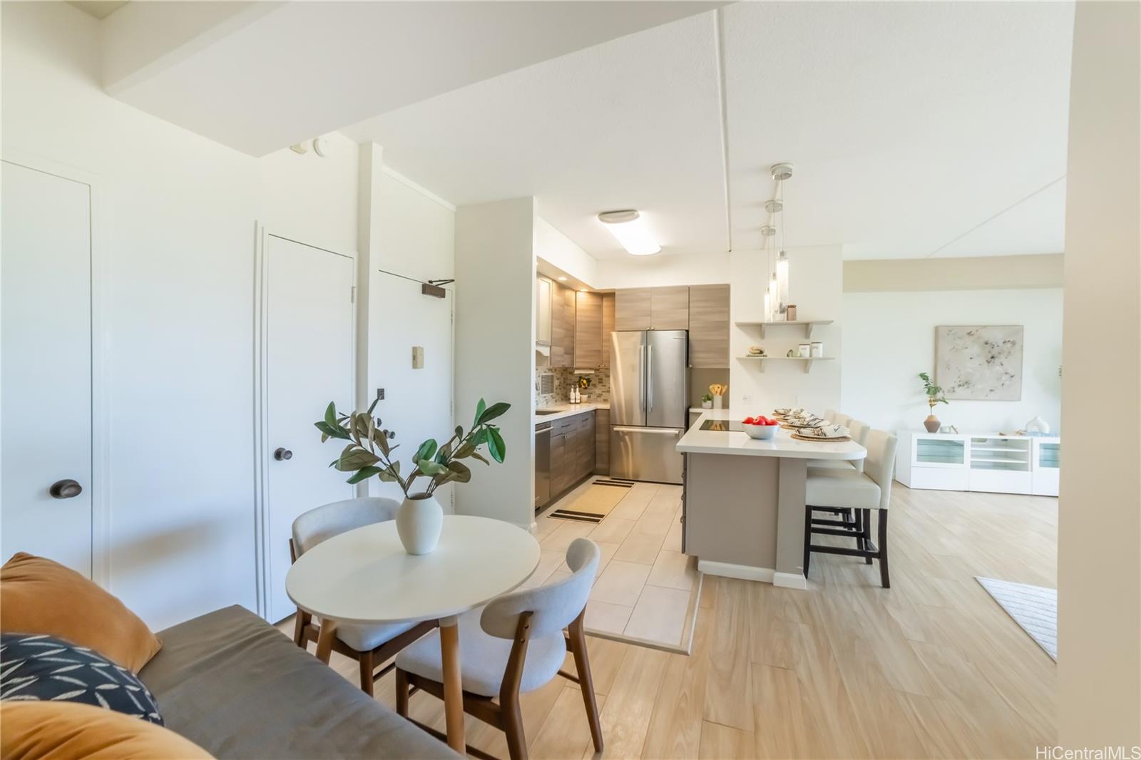 Marco Polo Apts condo # 311, Honolulu, Hawaii - photo 2 of 25