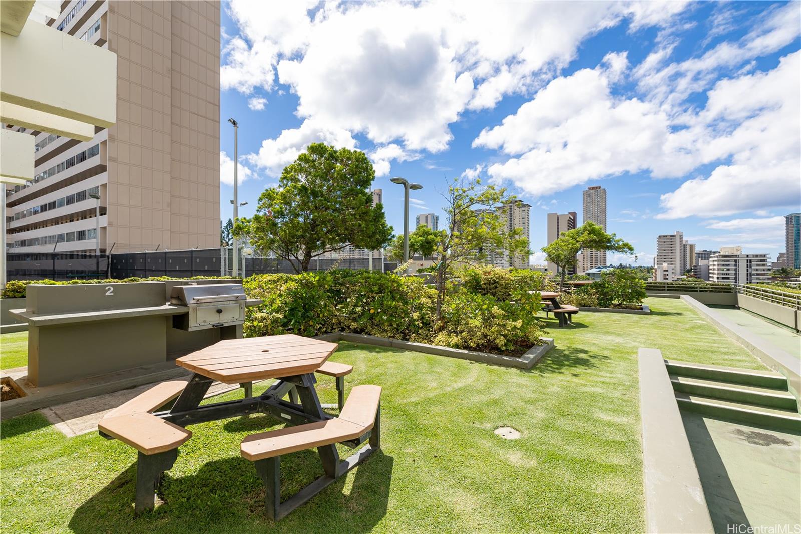 Marco Polo Apts condo # 3205, Honolulu, Hawaii - photo 25 of 25